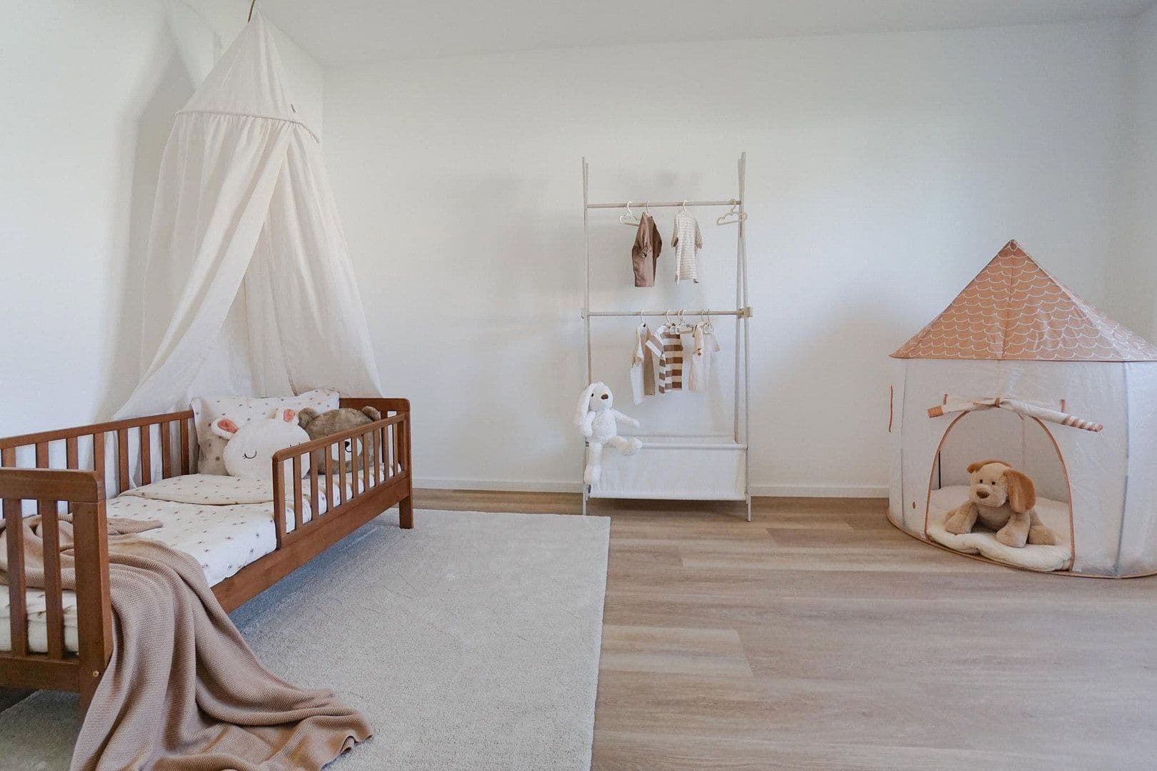 Predaj domu 120 m², pozemok 174 m², Wolfenbüttel, Dolné Sasko Predaj domu 120 m², pozemok 174 m², Wolfenbüttel, Dolné Sasko