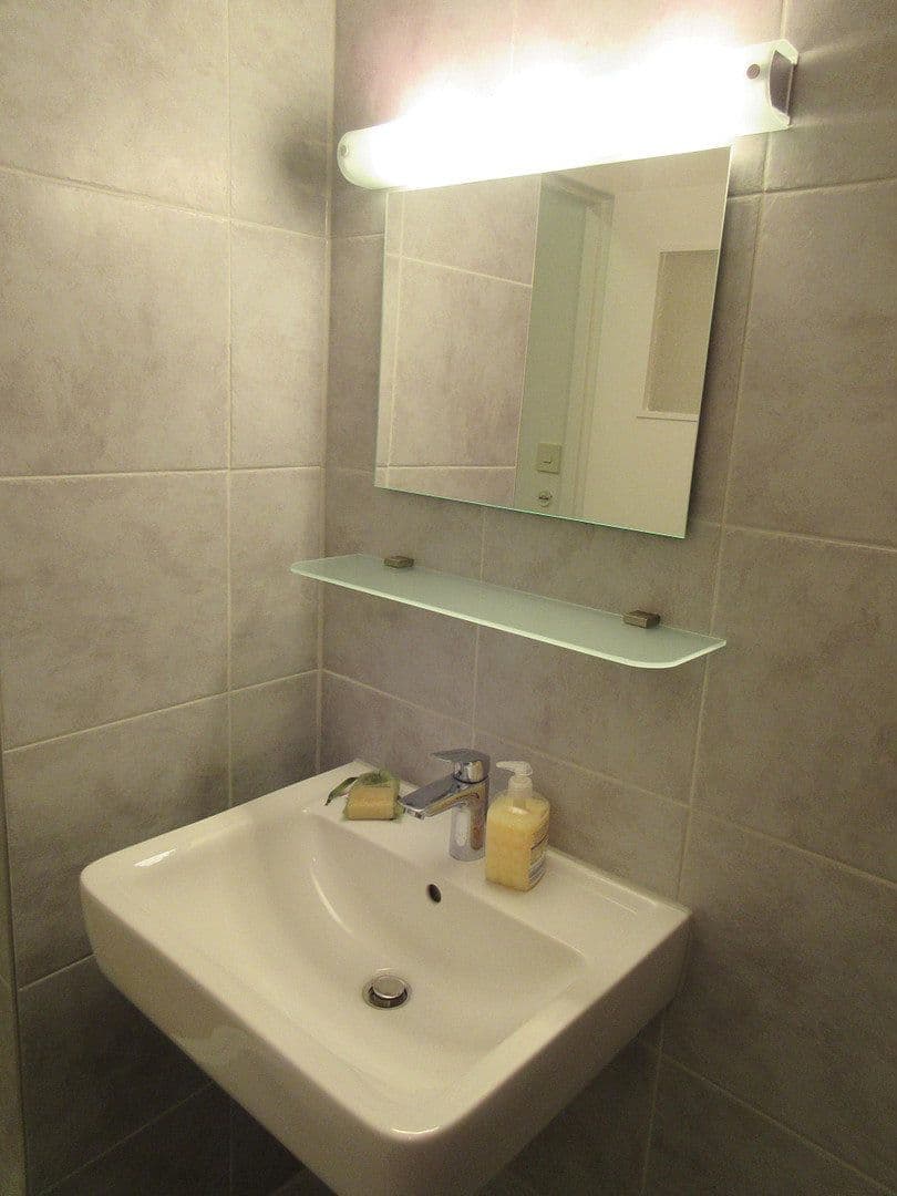 Predaj bytu 1-izbový 37 m², Berlin, Berlín Predaj bytu 1-izbový 37 m², Berlin, Berlín