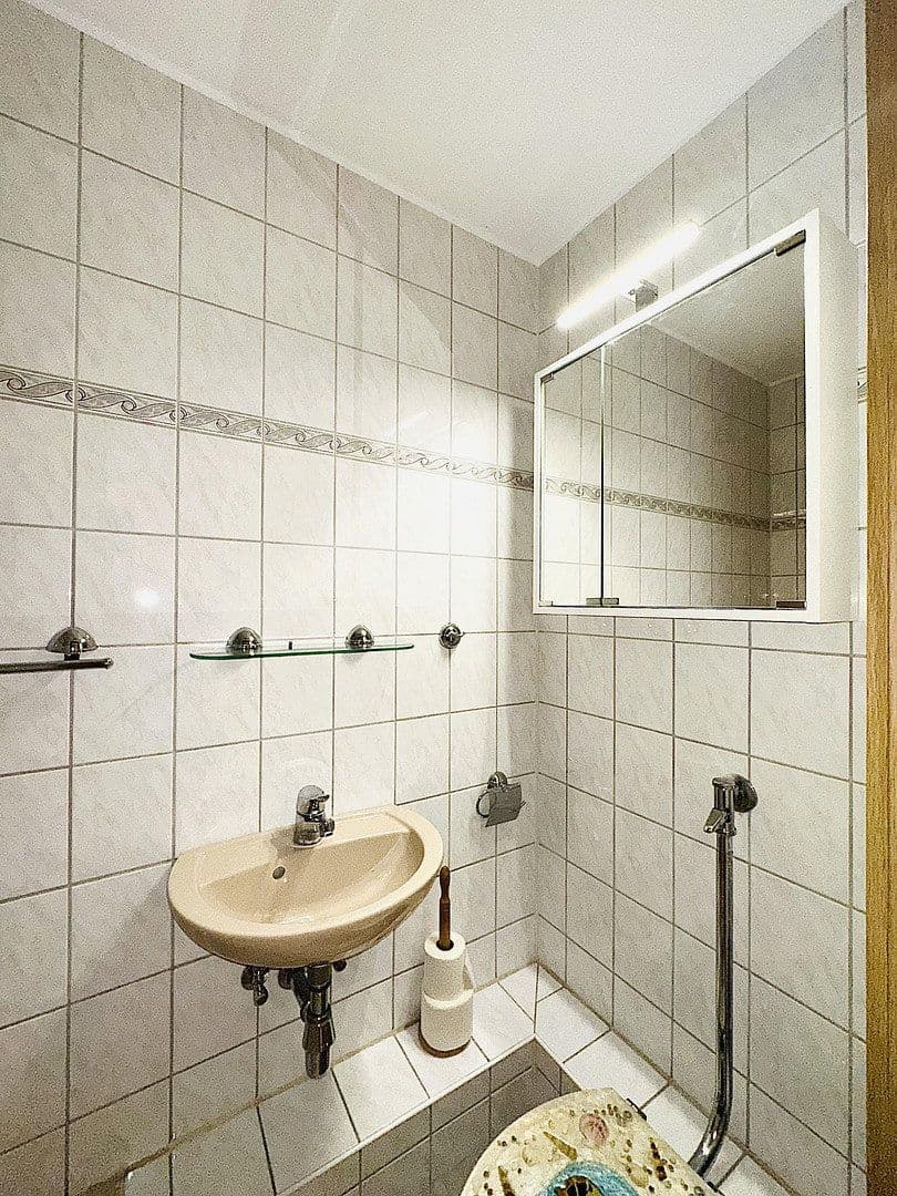 Predaj bytu 1-izbový 23 m², Mühlenweg 28, Wuppertal, Severné Porýnie - Westfálsko Predaj bytu 1-izbový 23 m², Mühlenweg 28, Wuppertal, Severné Porýnie - Westfálsko