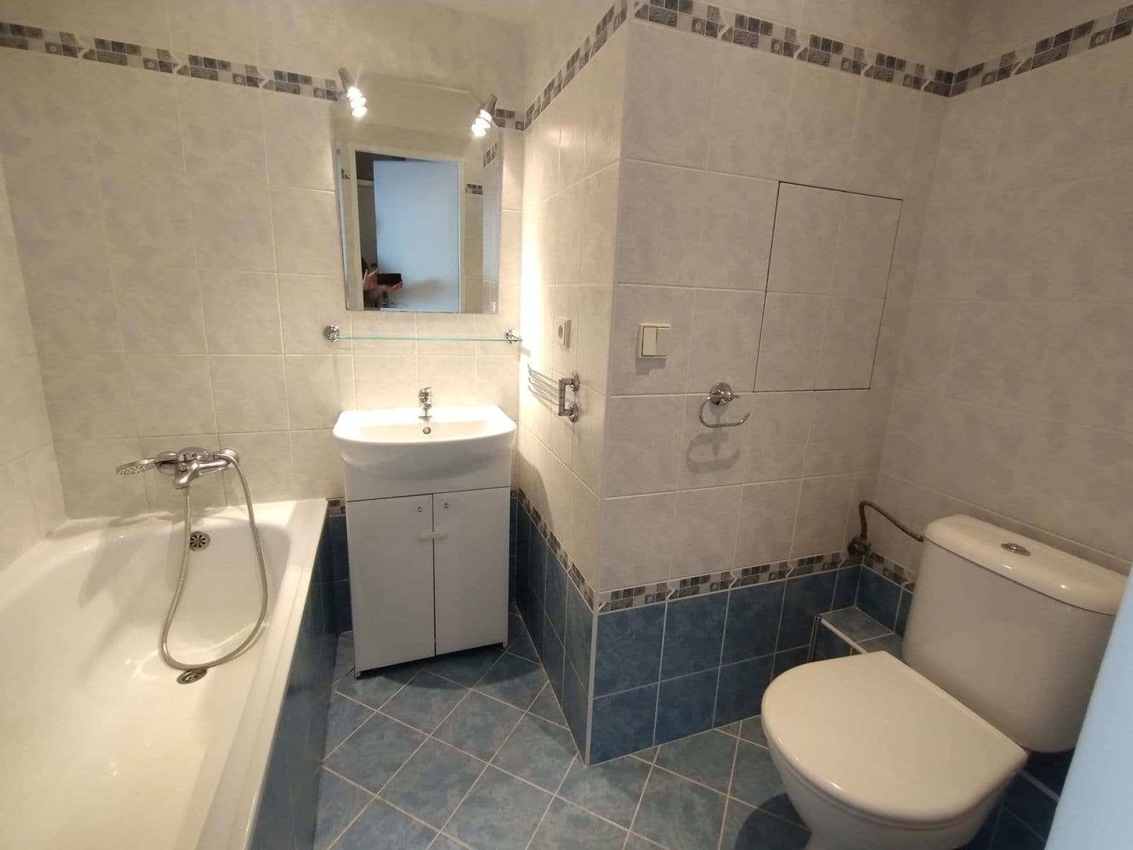 Predaj bytu 2-izbový 42 m², Kostřínská, Praha, Praha Predaj bytu 2-izbový 42 m², Kostřínská, Praha, Praha