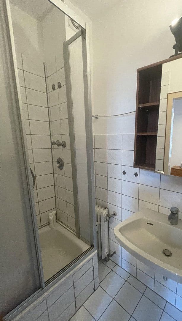Prenájom bytu 1-izbový 41 m², Plateniustr. 18, Wuppertal, Severné Porýnie - Westfálsko Prenájom bytu 1-izbový 41 m², Plateniustr. 18, Wuppertal, Severné Porýnie - Westfálsko