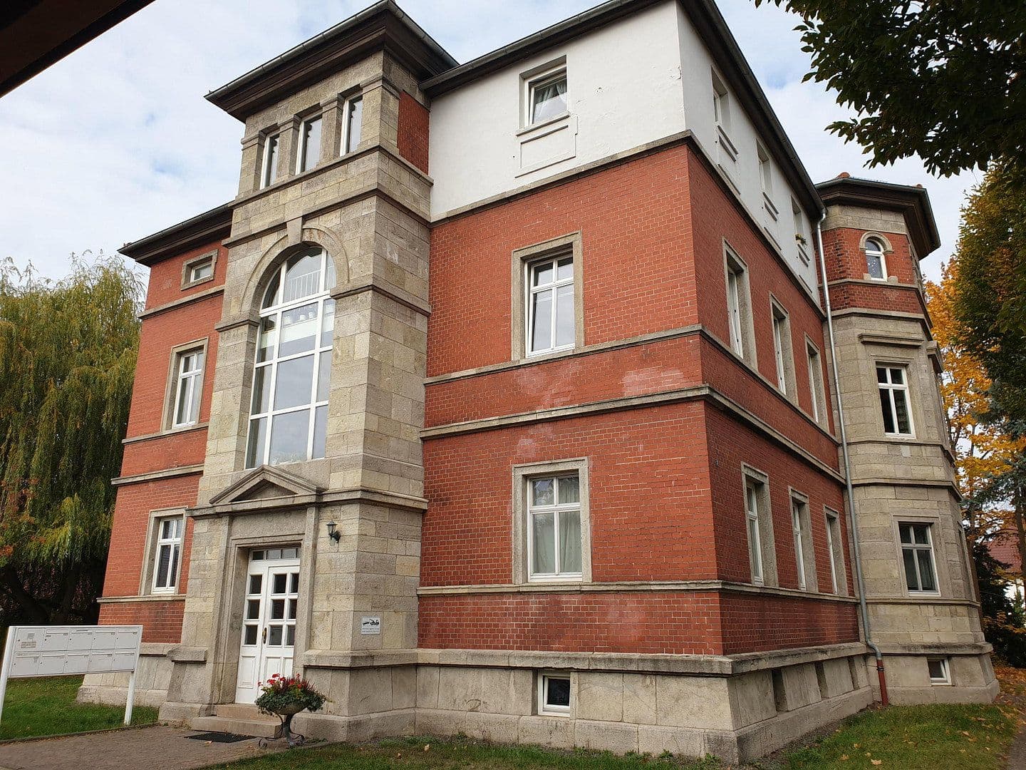 Prenájom bytu 2-izbový 86 m², Rohrer Str. 2, Meiningen, Durínsko Prenájom bytu 2-izbový 86 m², Rohrer Str. 2, Meiningen, Durínsko