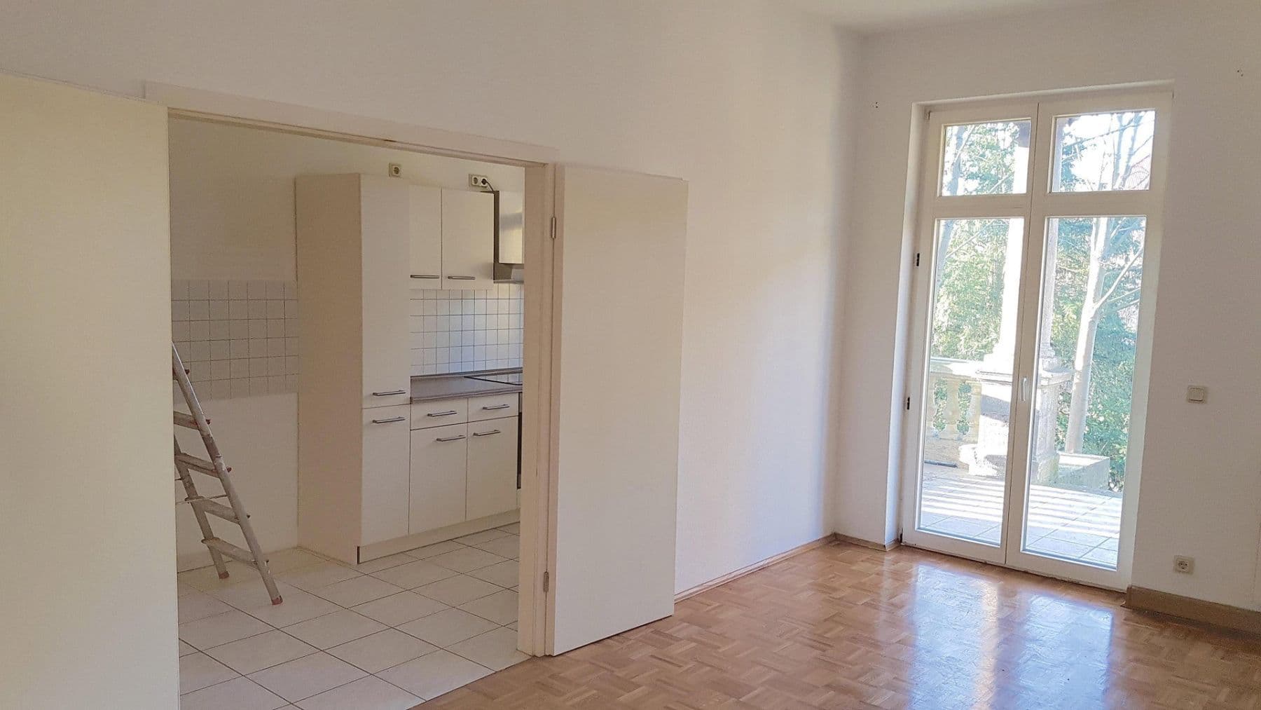 Prenájom bytu 2-izbový 86 m², Rohrer Str. 2, Meiningen, Durínsko Prenájom bytu 2-izbový 86 m², Rohrer Str. 2, Meiningen, Durínsko