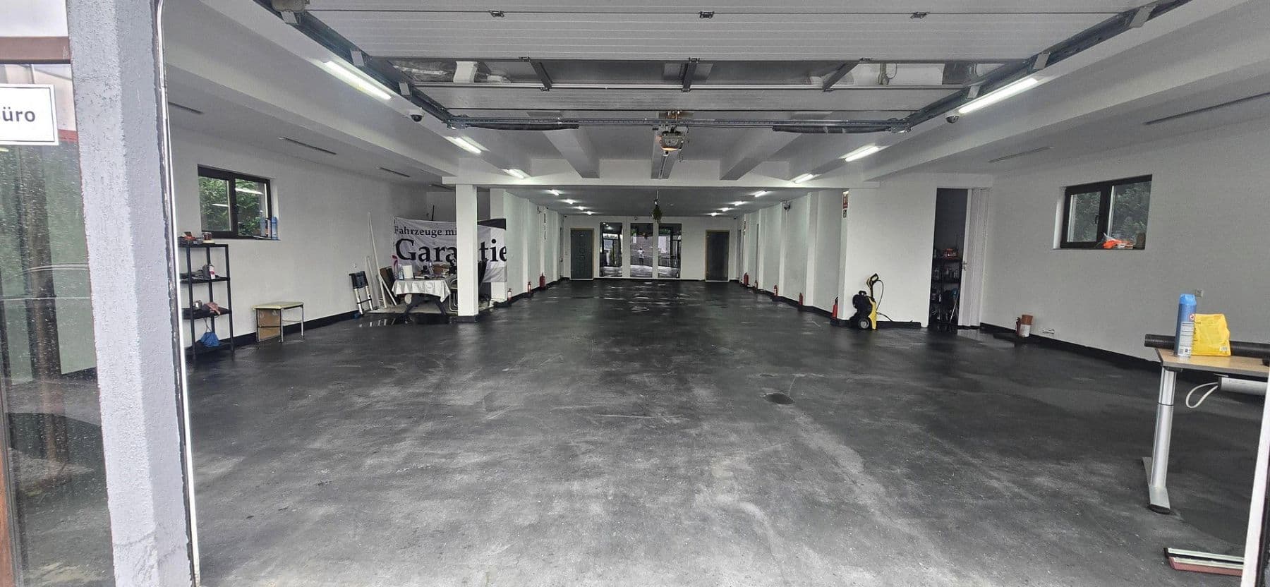Predaj nebytového priestoru 1.496 m², Leingarten, Bádensko-Wurttembersko Predaj nebytového priestoru 1.496 m², Leingarten, Bádensko-Wurttembersko