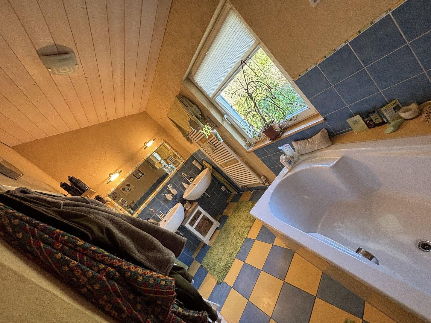 Predaj domu 160 m², pozemok 1.357 m², Ralingen, Porýnie-Falcko Predaj domu 160 m², pozemok 1.357 m², Ralingen, Porýnie-Falcko