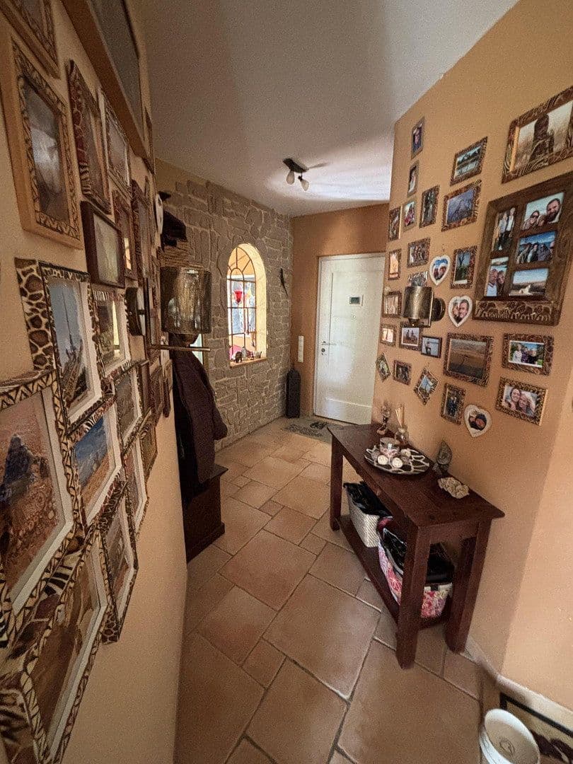 Predaj domu 160 m², pozemok 1.357 m², Ralingen, Porýnie-Falcko Predaj domu 160 m², pozemok 1.357 m², Ralingen, Porýnie-Falcko