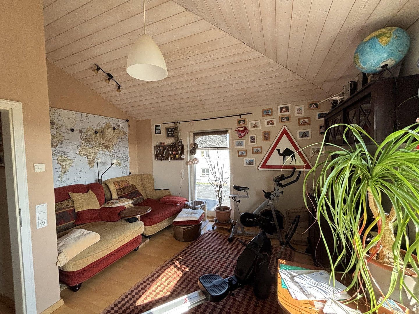 Predaj domu 160 m², pozemok 1.357 m², Ralingen, Porýnie-Falcko Predaj domu 160 m², pozemok 1.357 m², Ralingen, Porýnie-Falcko