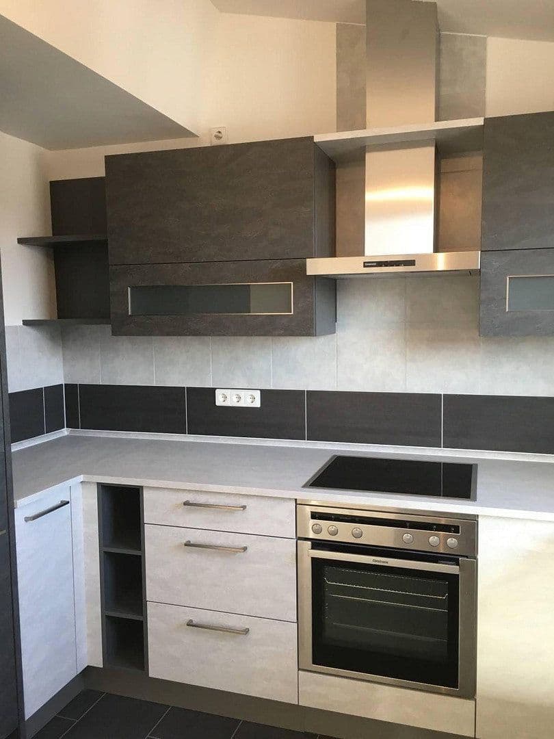 Predaj bytu 3-izbový 90 m², Walldorf, Bádensko-Wurttembersko Predaj bytu 3-izbový 90 m², Walldorf, Bádensko-Wurttembersko