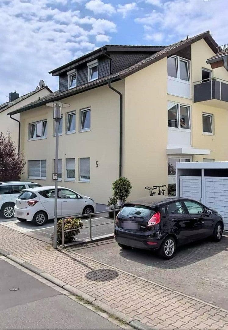 Predaj bytu 3-izbový 90 m², Walldorf, Bádensko-Wurttembersko Predaj bytu 3-izbový 90 m², Walldorf, Bádensko-Wurttembersko