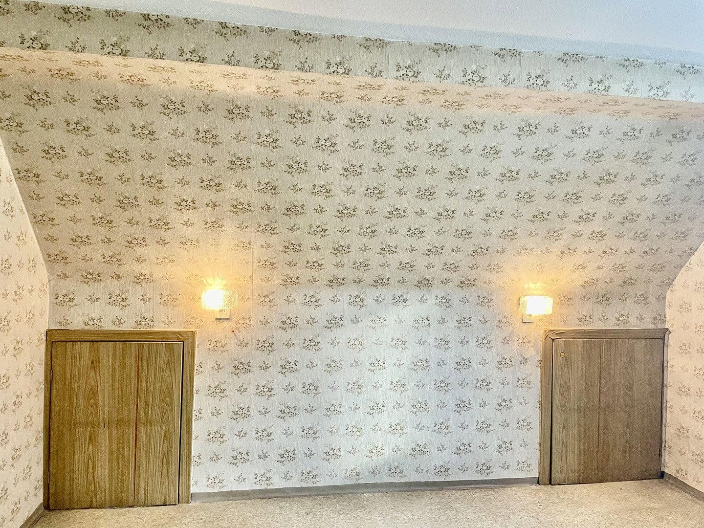 Predaj domu 330 m², pozemok 458 m², Kleinwallstadt, Bavorsko Predaj domu 330 m², pozemok 458 m², Kleinwallstadt, Bavorsko