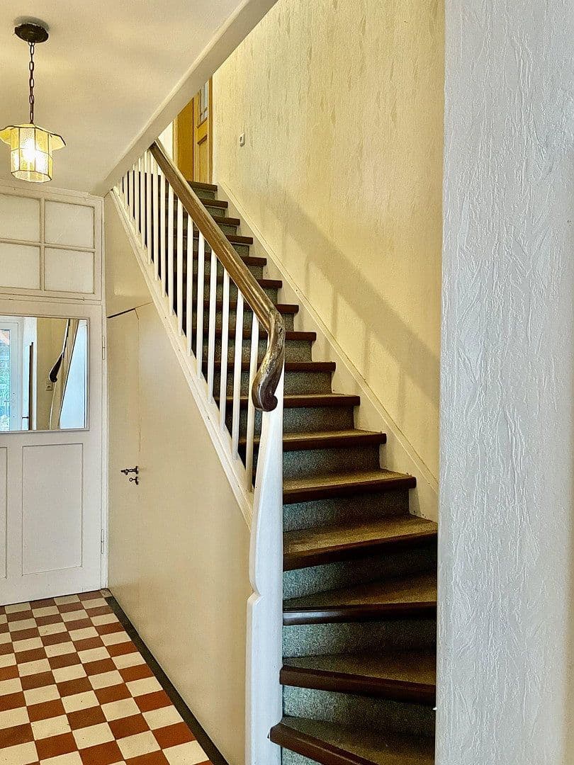 Predaj domu 330 m², pozemok 458 m², Kleinwallstadt, Bavorsko Predaj domu 330 m², pozemok 458 m², Kleinwallstadt, Bavorsko
