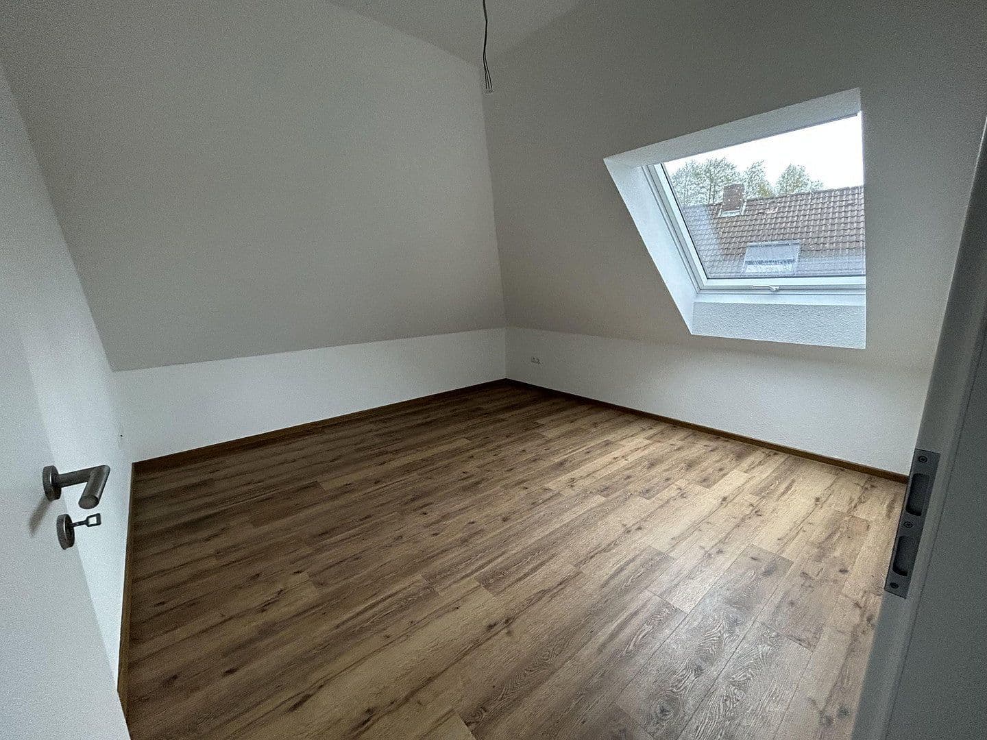 Prenájom domu 128 m², pozemok 330 m², II.Hüllenweg 20 a, Barßel, Dolné Sasko Prenájom domu 128 m², pozemok 330 m², II.Hüllenweg 20 a, Barßel, Dolné Sasko