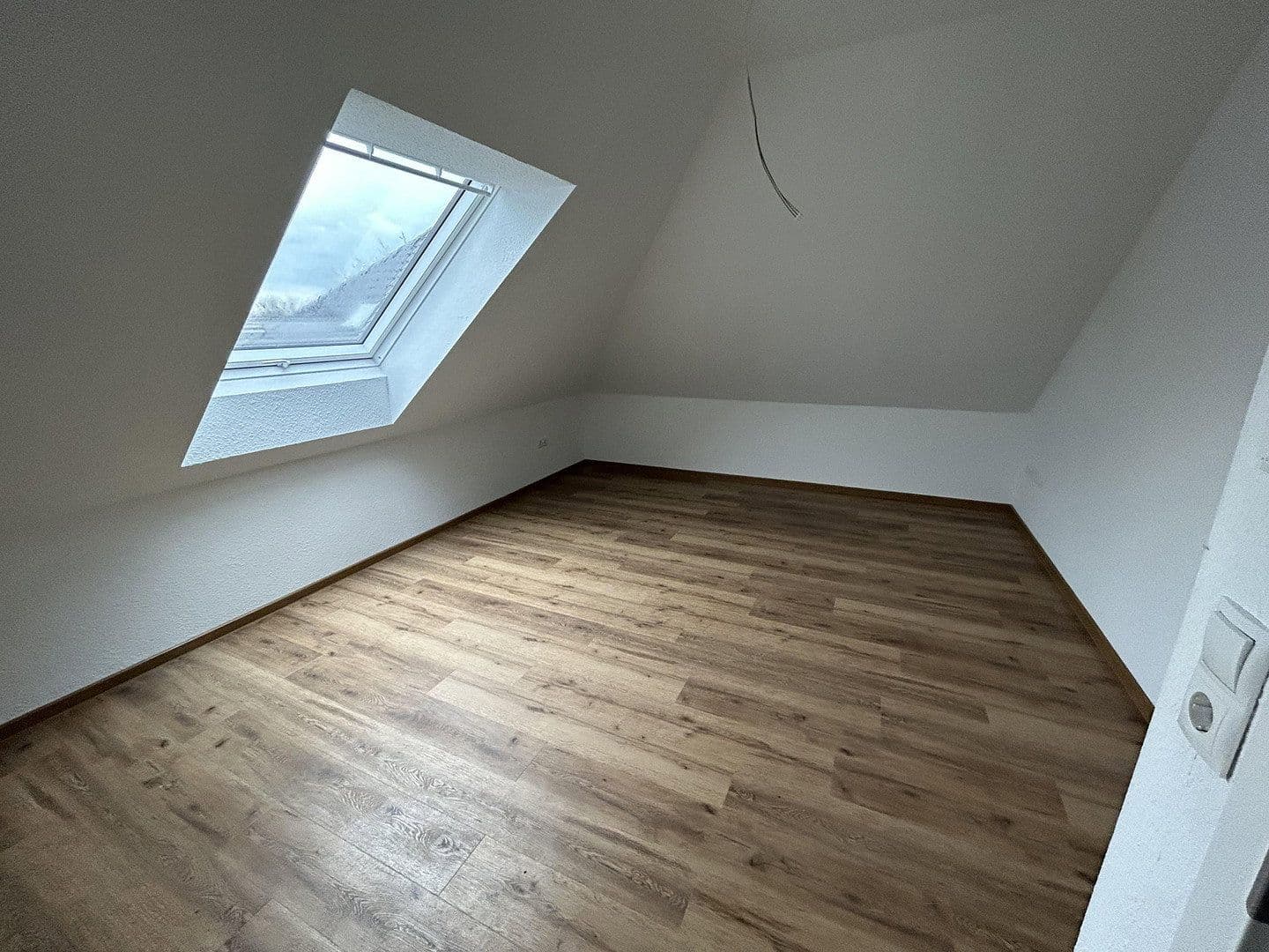 Prenájom domu 128 m², pozemok 330 m², II.Hüllenweg 20 a, Barßel, Dolné Sasko Prenájom domu 128 m², pozemok 330 m², II.Hüllenweg 20 a, Barßel, Dolné Sasko