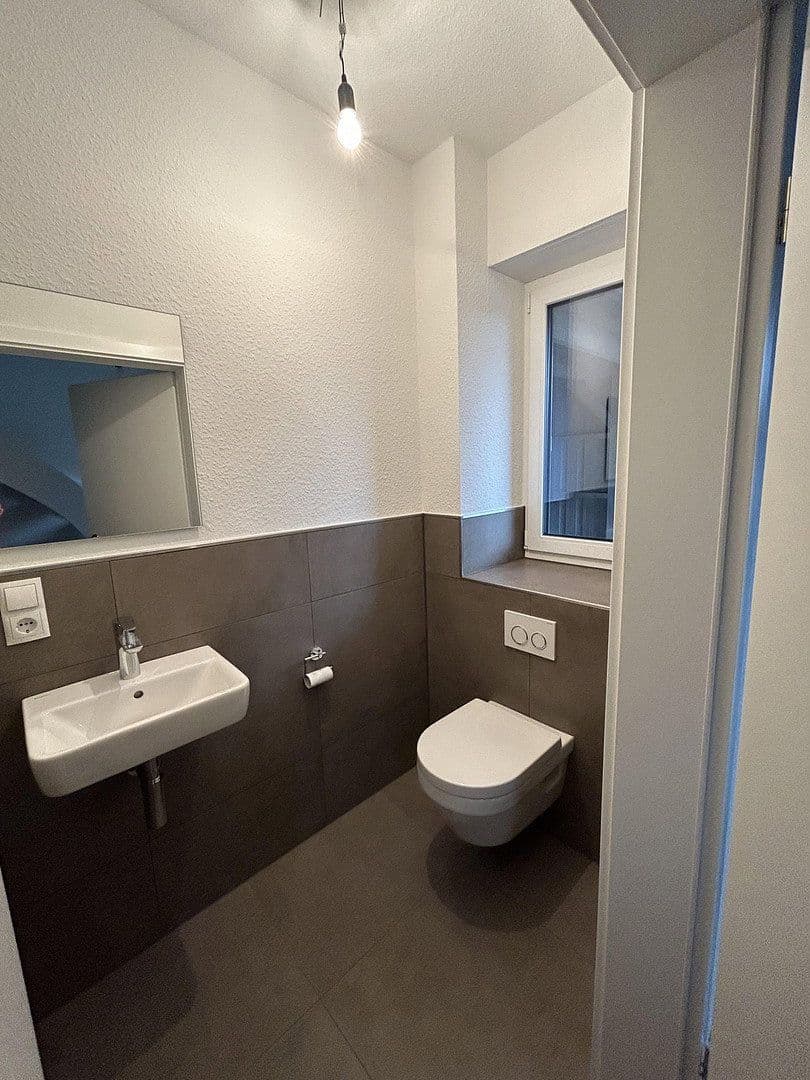 Prenájom domu 128 m², pozemok 330 m², II.Hüllenweg 20 a, Barßel, Dolné Sasko Prenájom domu 128 m², pozemok 330 m², II.Hüllenweg 20 a, Barßel, Dolné Sasko