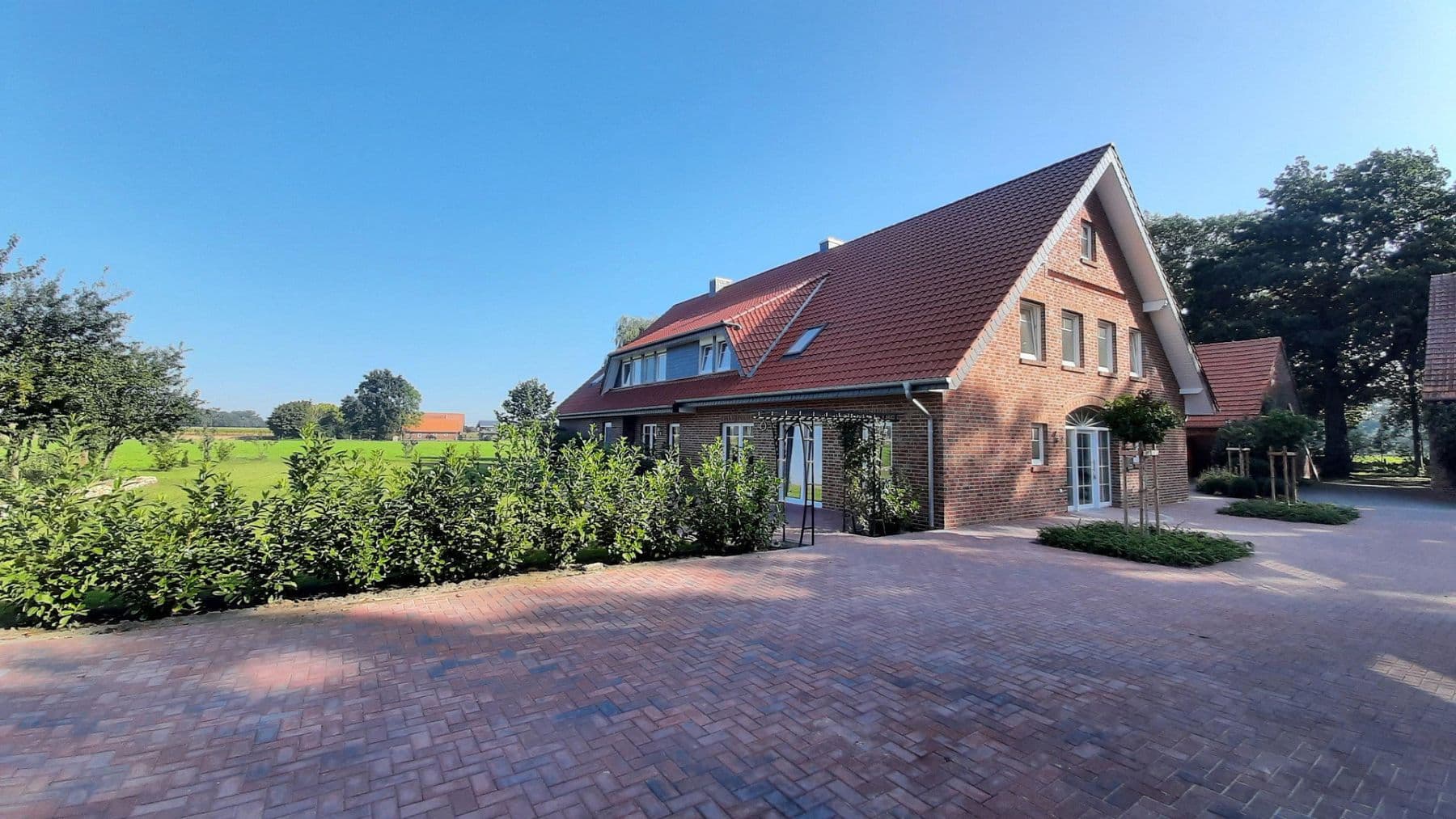 Prenájom bytu 3-izbový 127 m², Ostercappeln, Dolné Sasko Prenájom bytu 3-izbový 127 m², Ostercappeln, Dolné Sasko