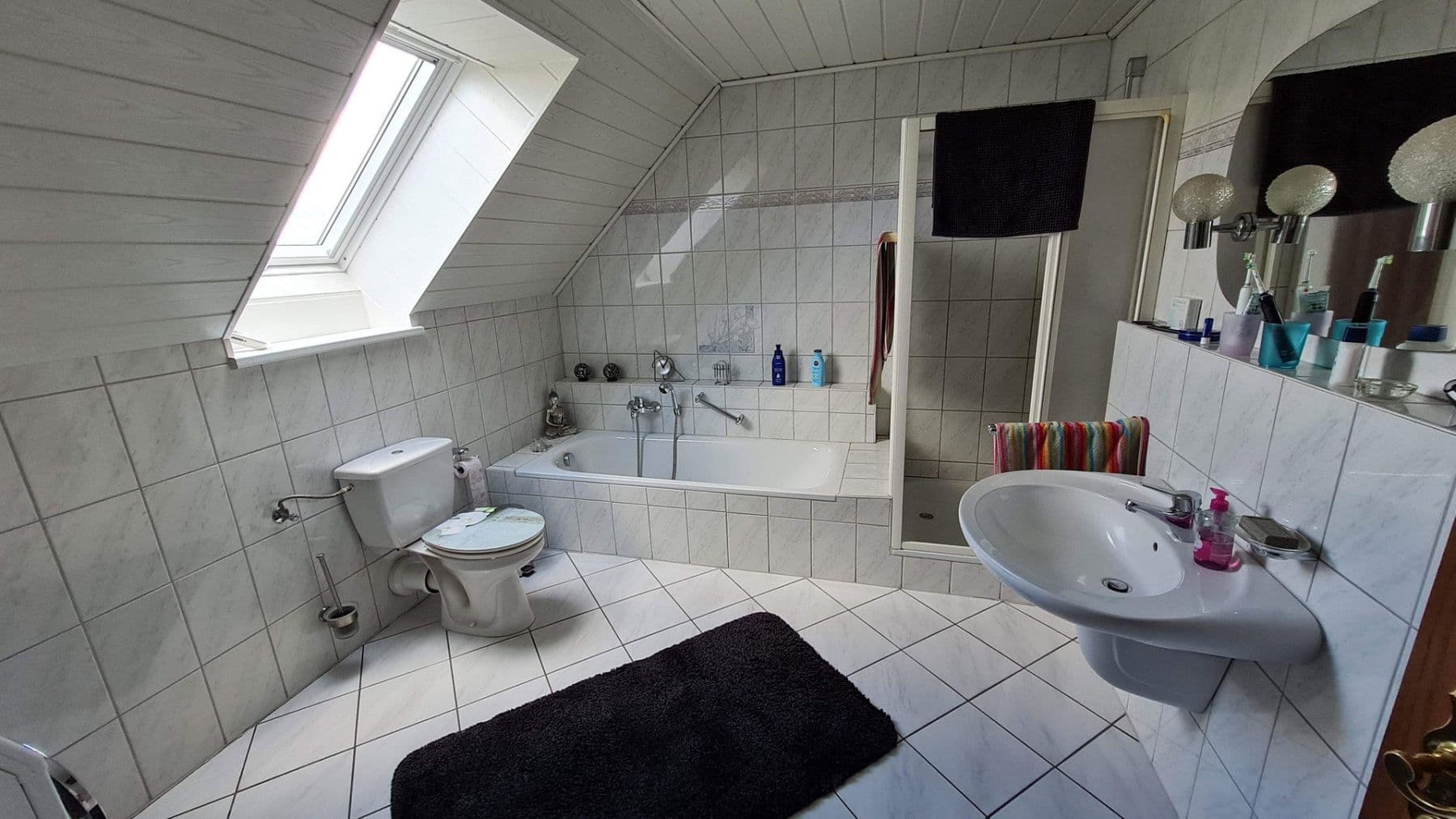 Prenájom bytu 3-izbový 127 m², Ostercappeln, Dolné Sasko Prenájom bytu 3-izbový 127 m², Ostercappeln, Dolné Sasko