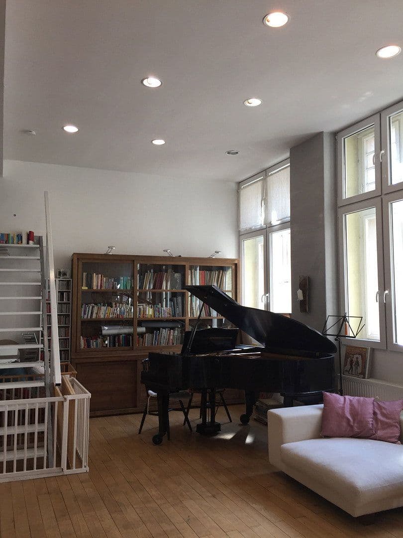 Prenájom domu 145 m², pozemok 524 m², Karlsruhe, Bádensko-Wurttembersko Prenájom domu 145 m², pozemok 524 m², Karlsruhe, Bádensko-Wurttembersko