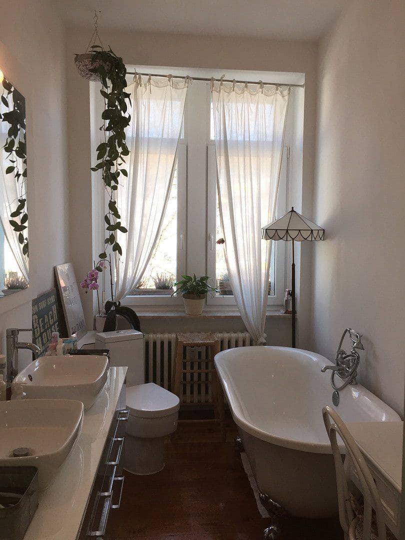 Prenájom domu 145 m², pozemok 524 m², Karlsruhe, Bádensko-Wurttembersko Prenájom domu 145 m², pozemok 524 m², Karlsruhe, Bádensko-Wurttembersko