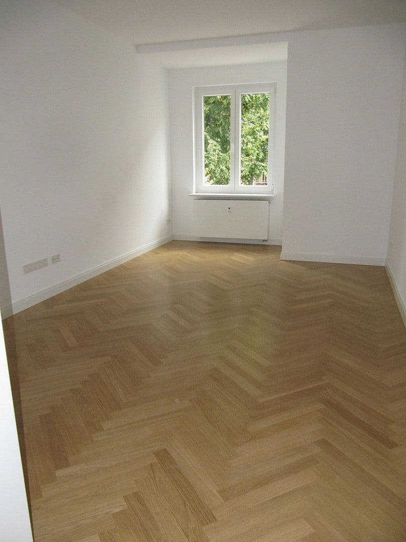 Prenájom bytu 3-izbový 75 m², Schwarzwaldstr. 4, Mannheim OT Lindenhof, Bádensko-Wurttembersko Prenájom bytu 3-izbový 75 m², Schwarzwaldstr. 4, Mannheim OT Lindenhof, Bádensko-Wurttembersko