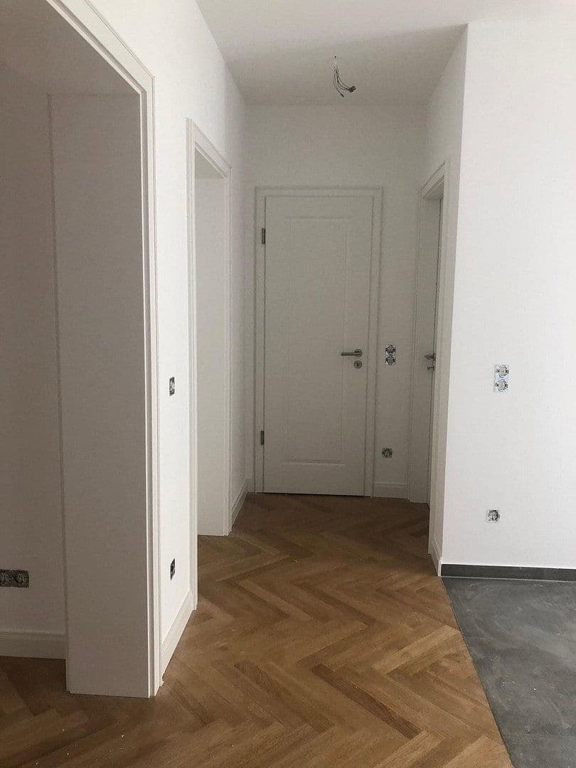 Prenájom bytu 3-izbový 75 m², Schwarzwaldstr. 4, Mannheim OT Lindenhof, Bádensko-Wurttembersko Prenájom bytu 3-izbový 75 m², Schwarzwaldstr. 4, Mannheim OT Lindenhof, Bádensko-Wurttembersko