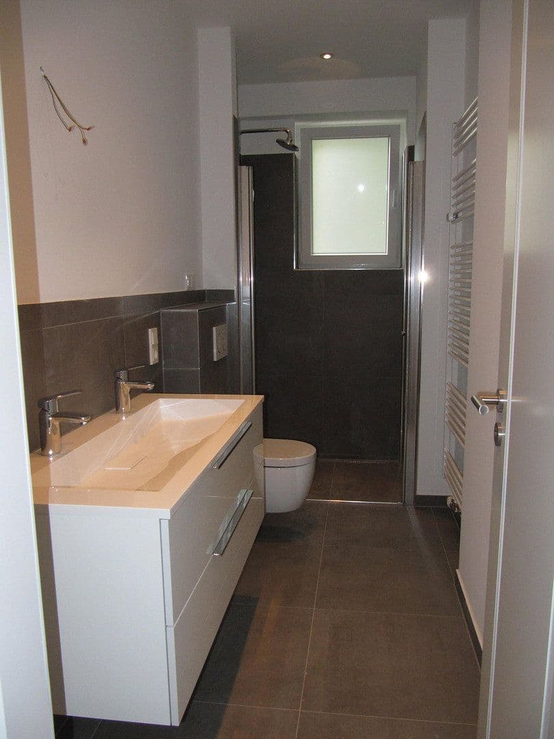 Prenájom bytu 3-izbový 75 m², Schwarzwaldstr. 4, Mannheim OT Lindenhof, Bádensko-Wurttembersko Prenájom bytu 3-izbový 75 m², Schwarzwaldstr. 4, Mannheim OT Lindenhof, Bádensko-Wurttembersko