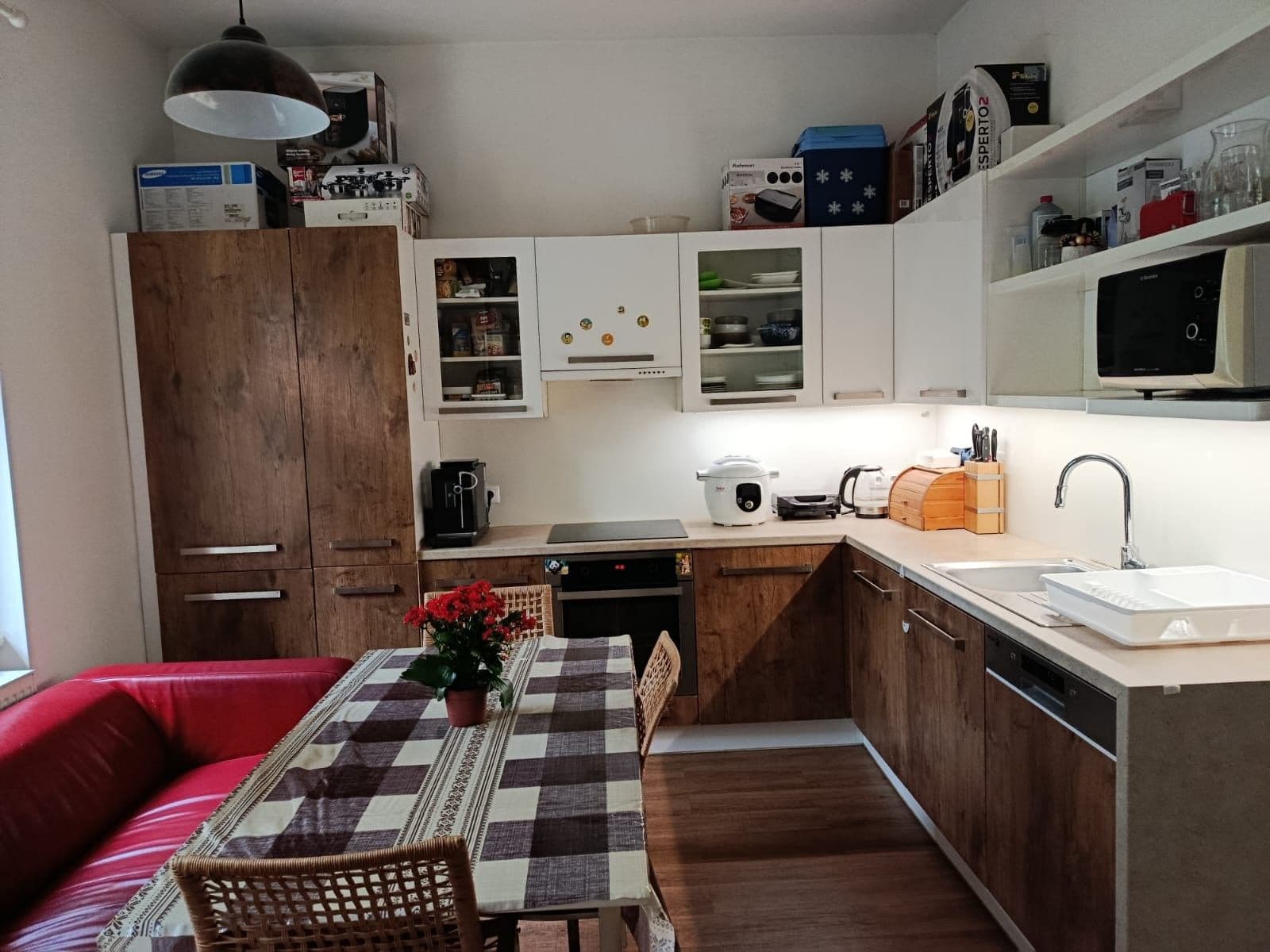Prenájom bytu 2-izbový 69 m², Na Petynce, Praha, Praha Prenájom bytu 2-izbový 69 m², Na Petynce, Praha, Praha