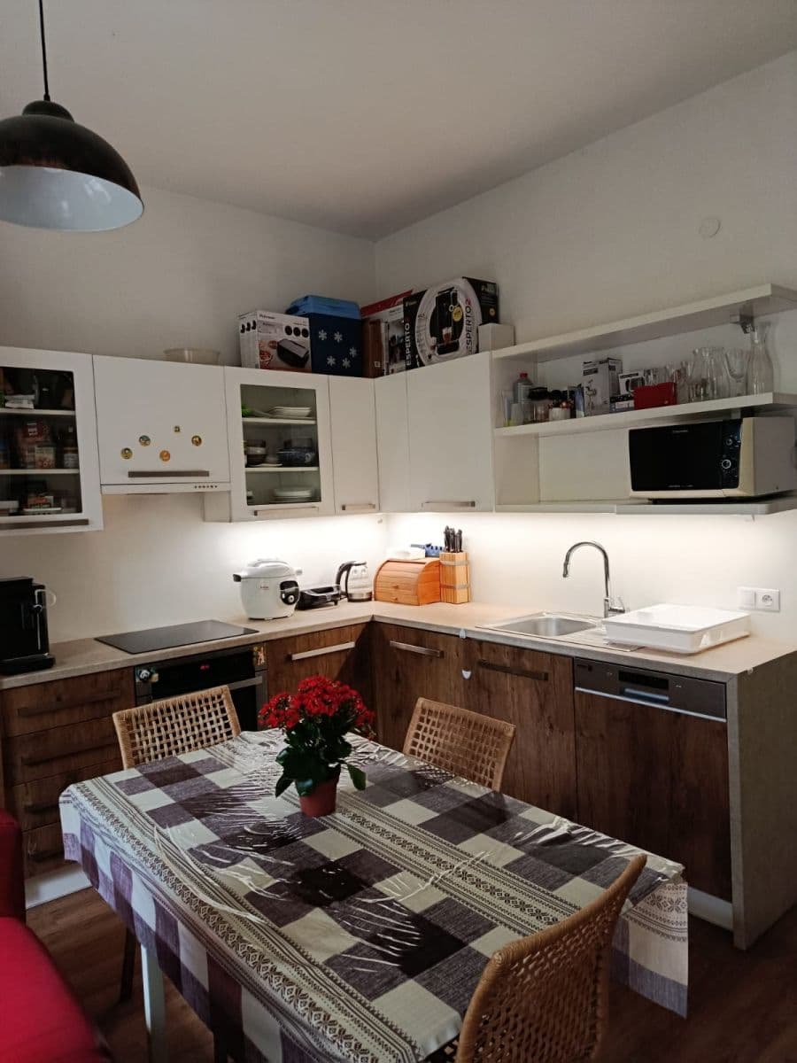 Prenájom bytu 2-izbový 69 m², Na Petynce, Praha, Praha Prenájom bytu 2-izbový 69 m², Na Petynce, Praha, Praha