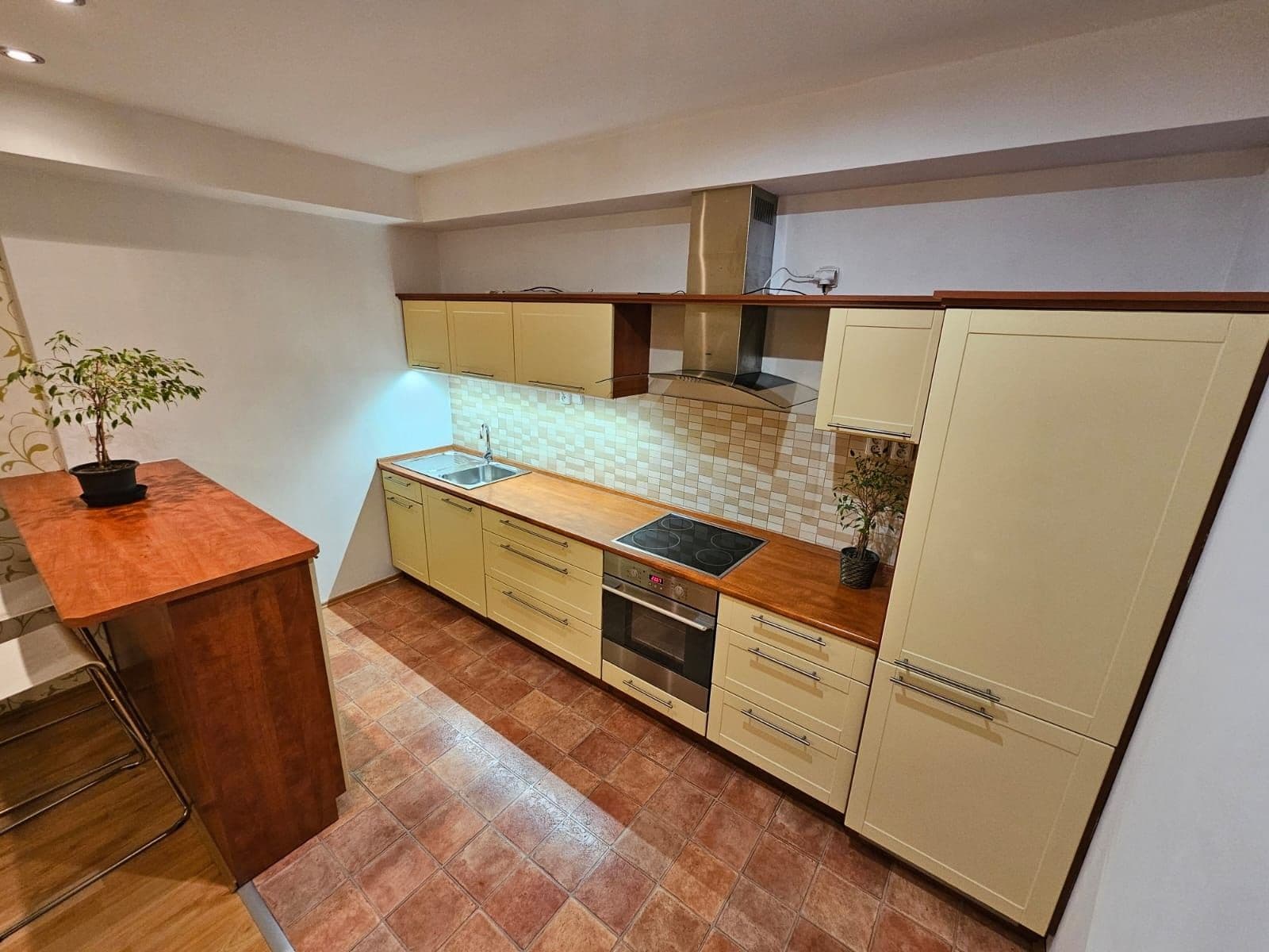 Prenájom bytu 2-izbový 59 m², Blažovická, Brno, Jihomoravský kraj Prenájom bytu 2-izbový 59 m², Blažovická, Brno, Jihomoravský kraj