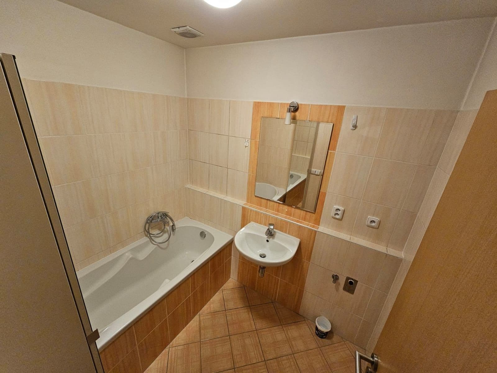 Prenájom bytu 2-izbový 59 m², Blažovická, Brno, Jihomoravský kraj Prenájom bytu 2-izbový 59 m², Blažovická, Brno, Jihomoravský kraj