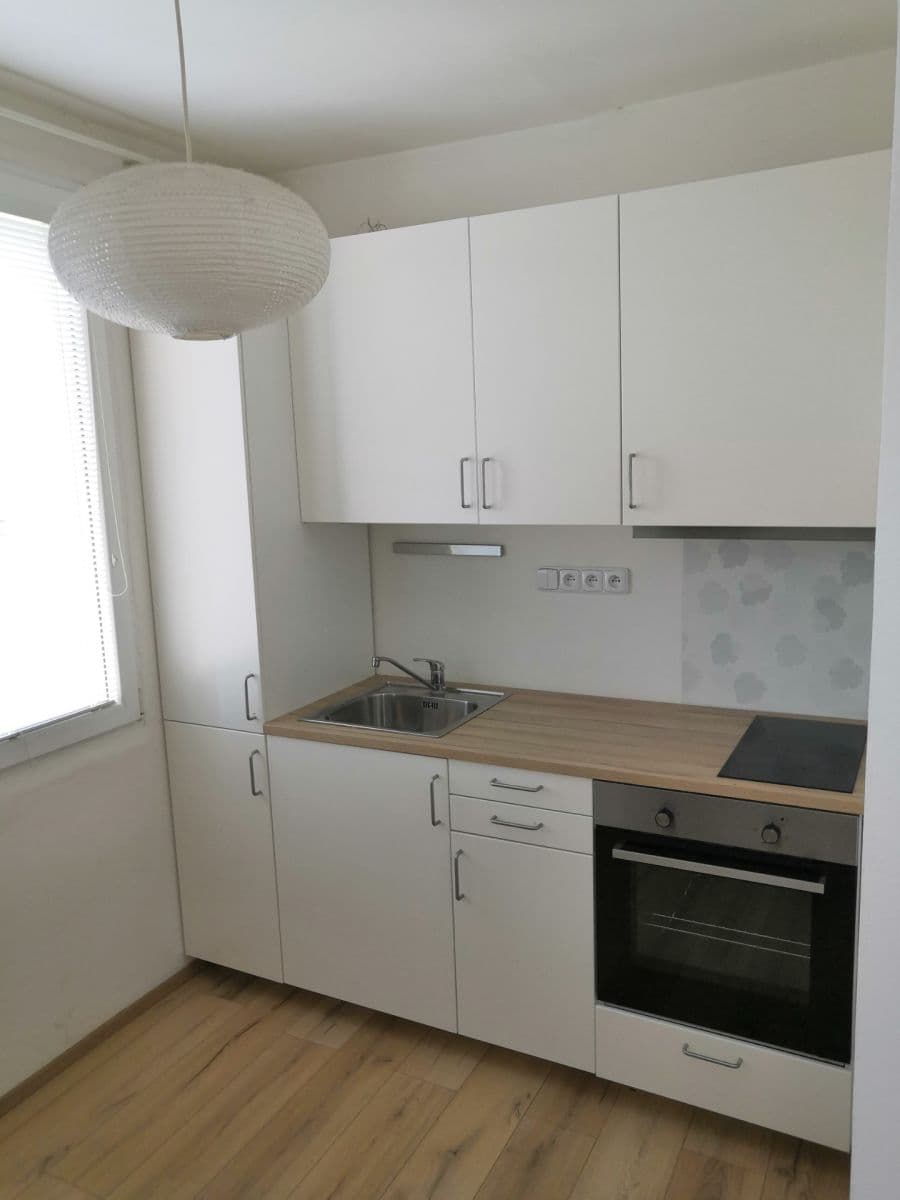 Prenájom bytu 2-izbový 55 m², Bořivojova, Roudnice nad Labem, Ústecký kraj Prenájom bytu 2-izbový 55 m², Bořivojova, Roudnice nad Labem, Ústecký kraj