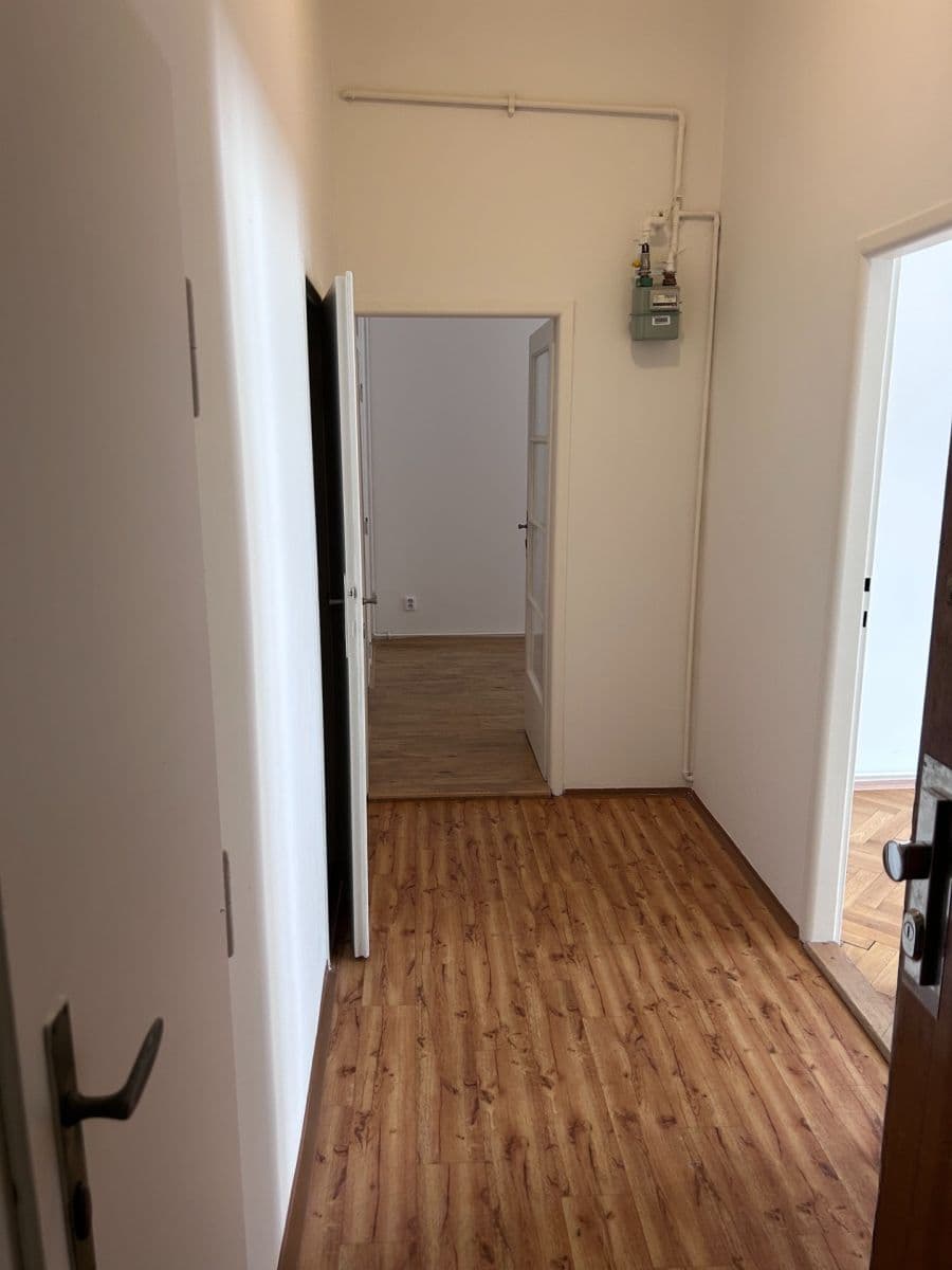 Prenájom bytu 2-izbový 44 m², Dačického, Praha, Praha Prenájom bytu 2-izbový 44 m², Dačického, Praha, Praha
