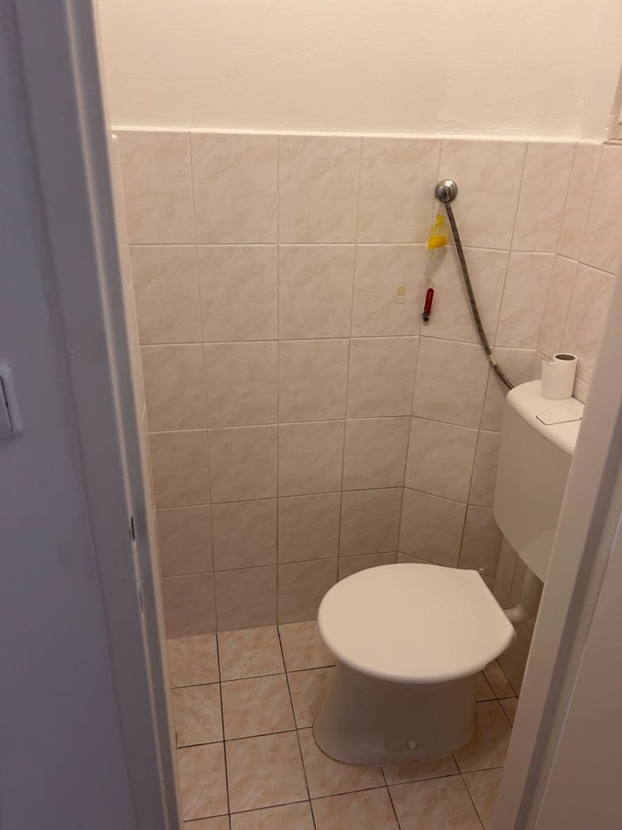 Prenájom bytu 2-izbový 44 m², Dačického, Praha, Praha Prenájom bytu 2-izbový 44 m², Dačického, Praha, Praha