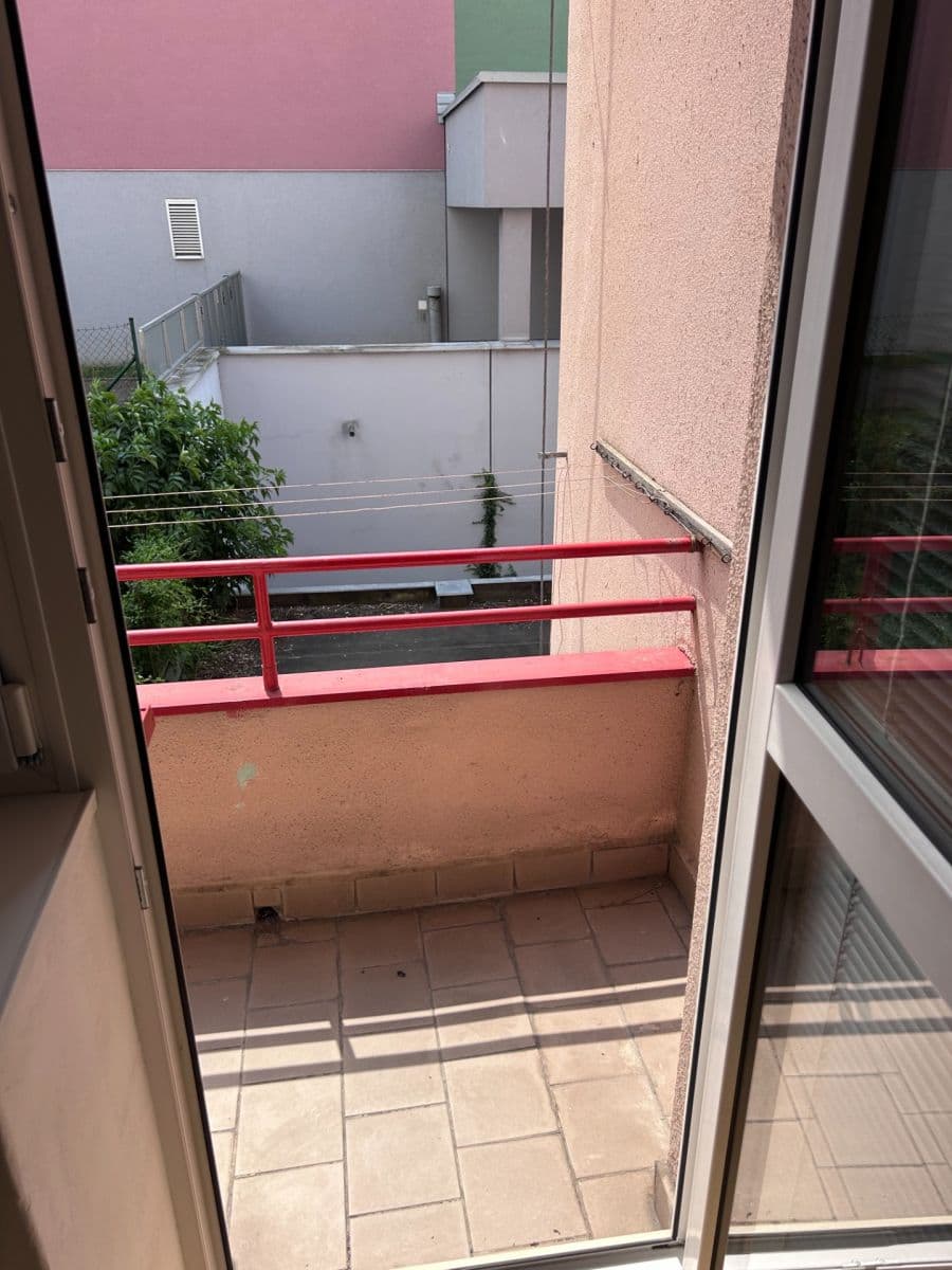 Prenájom bytu 2-izbový 44 m², Dačického, Praha, Praha Prenájom bytu 2-izbový 44 m², Dačického, Praha, Praha