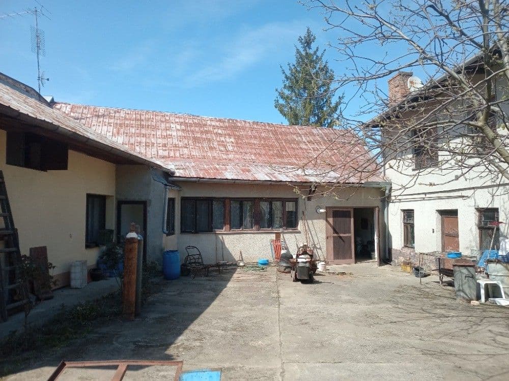 Predaj domu 180 m², pozemok 1.112 m², Rataje, Zlínský kraj Predaj domu 180 m², pozemok 1.112 m², Rataje, Zlínský kraj