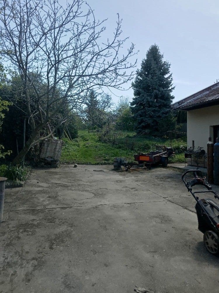 Predaj domu 180 m², pozemok 1.112 m², Rataje, Zlínský kraj Predaj domu 180 m², pozemok 1.112 m², Rataje, Zlínský kraj