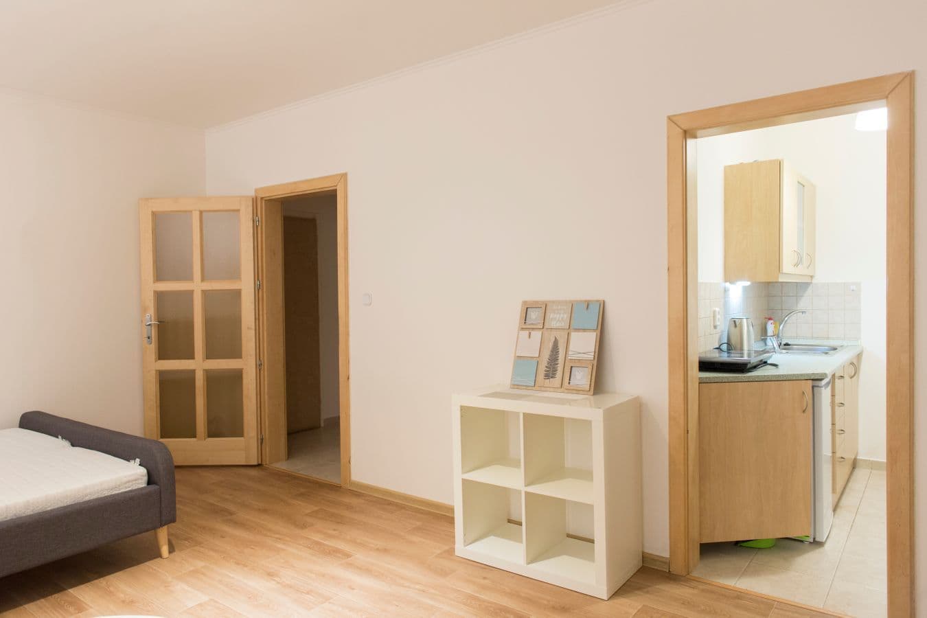 Prenájom bytu 1-izbový 30 m², Ledvinova, Praha, Praha Prenájom bytu 1-izbový 30 m², Ledvinova, Praha, Praha