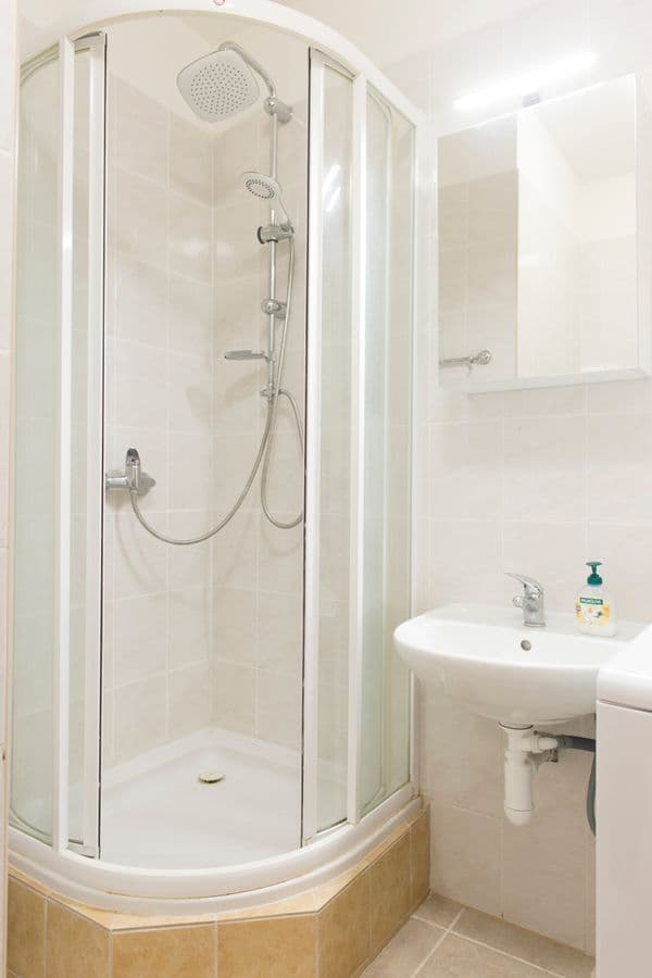 Prenájom bytu 1-izbový 30 m², Ledvinova, Praha, Praha Prenájom bytu 1-izbový 30 m², Ledvinova, Praha, Praha
