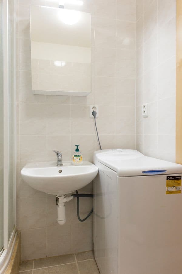 Prenájom bytu 1-izbový 30 m², Ledvinova, Praha, Praha Prenájom bytu 1-izbový 30 m², Ledvinova, Praha, Praha