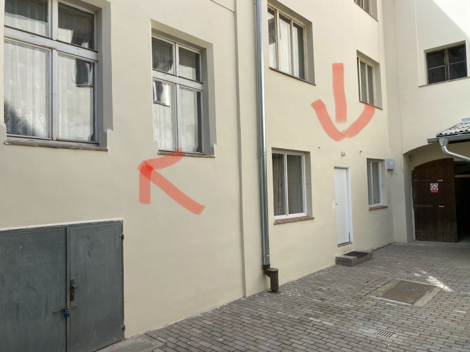 Prenájom bytu 2-izbový 67 m², Pobřežní, Praha, Praha Prenájom bytu 2-izbový 67 m², Pobřežní, Praha, Praha