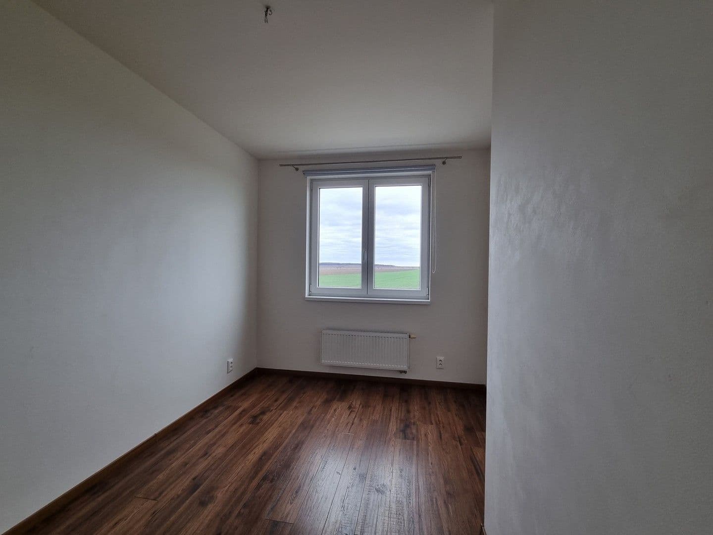 Prenájom bytu 3-izbový 54 m², V Honech, Klecany, Středočeský kraj Prenájom bytu 3-izbový 54 m², V Honech, Klecany, Středočeský kraj