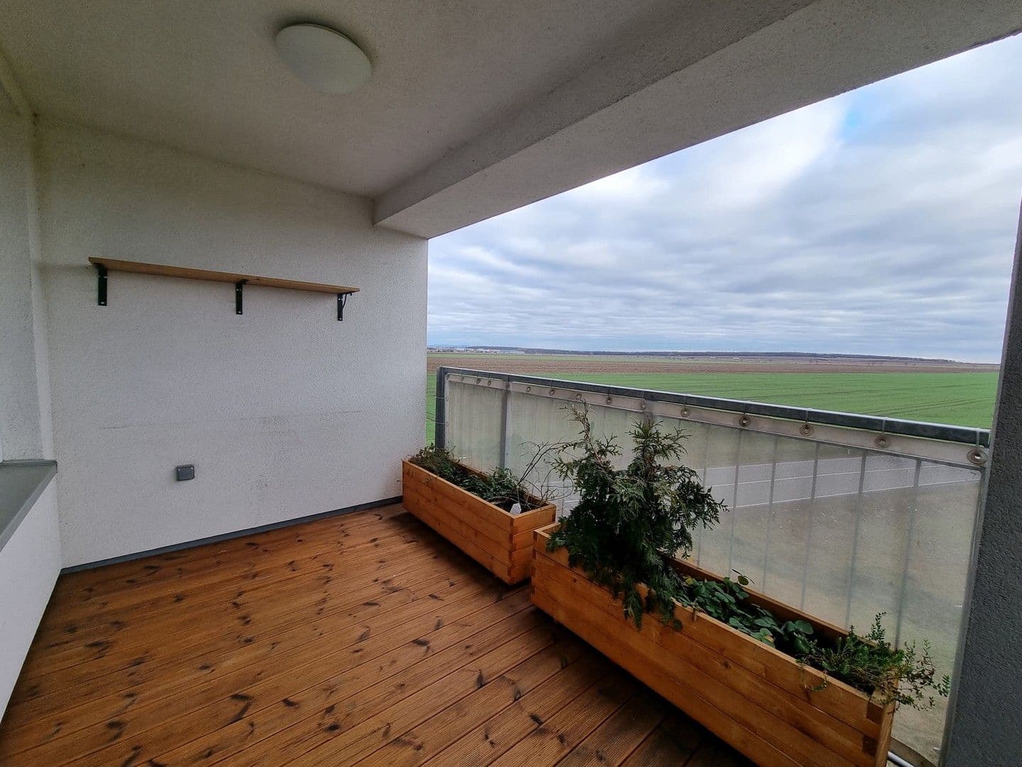 Prenájom bytu 3-izbový 54 m², V Honech, Klecany, Středočeský kraj Prenájom bytu 3-izbový 54 m², V Honech, Klecany, Středočeský kraj