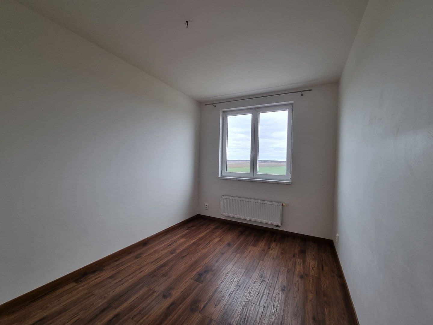 Prenájom bytu 3-izbový 54 m², V Honech, Klecany, Středočeský kraj Prenájom bytu 3-izbový 54 m², V Honech, Klecany, Středočeský kraj