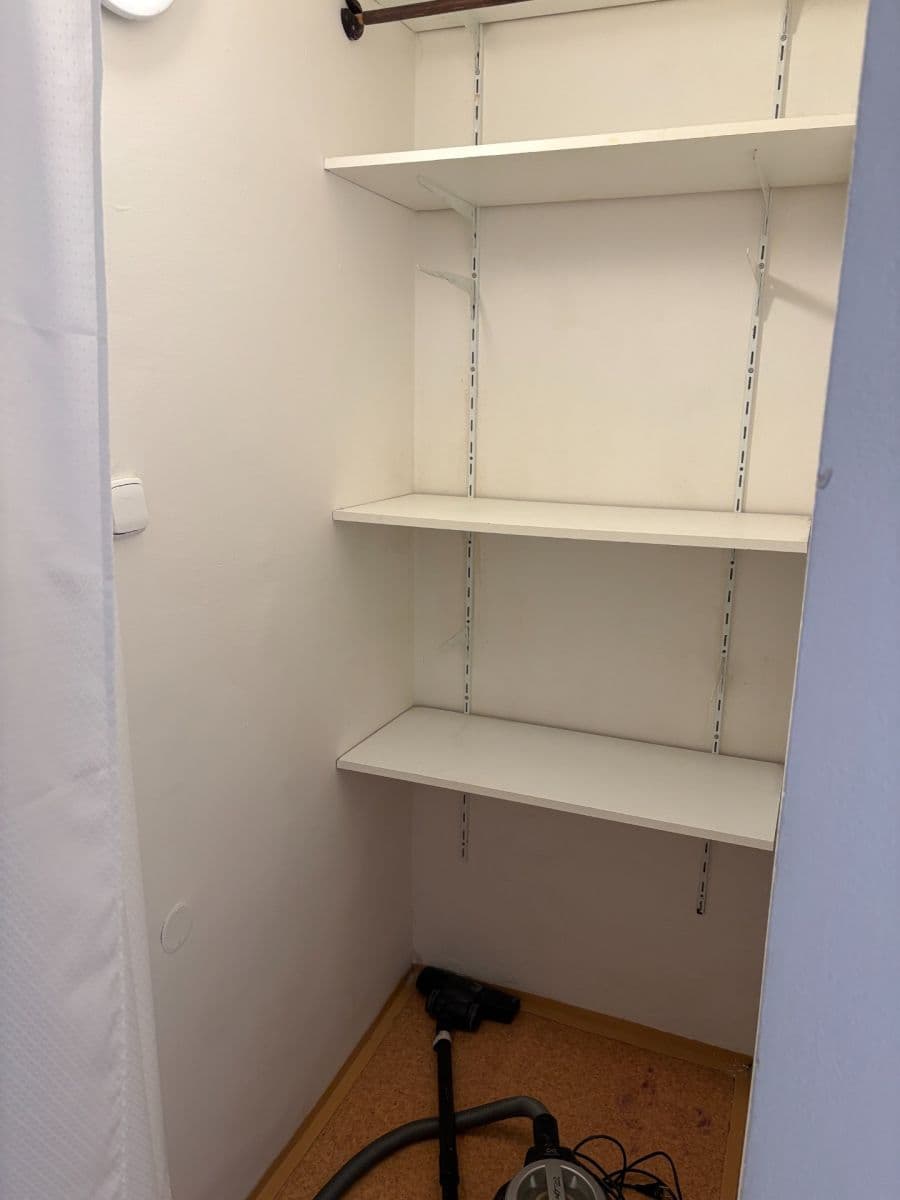Prenájom bytu 2-izbový 42 m², Purkyňova, Brno, Jihomoravský kraj Prenájom bytu 2-izbový 42 m², Purkyňova, Brno, Jihomoravský kraj