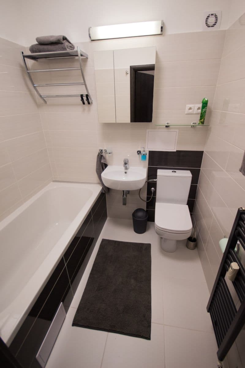 Prenájom bytu 1-izbový 35 m², Špitálska, Bratislava - mestská časť Staré Mesto, Bratislavský kraj Prenájom bytu 1-izbový 35 m², Špitálska, Bratislava - mestská časť Staré Mesto, Bratislavský kraj