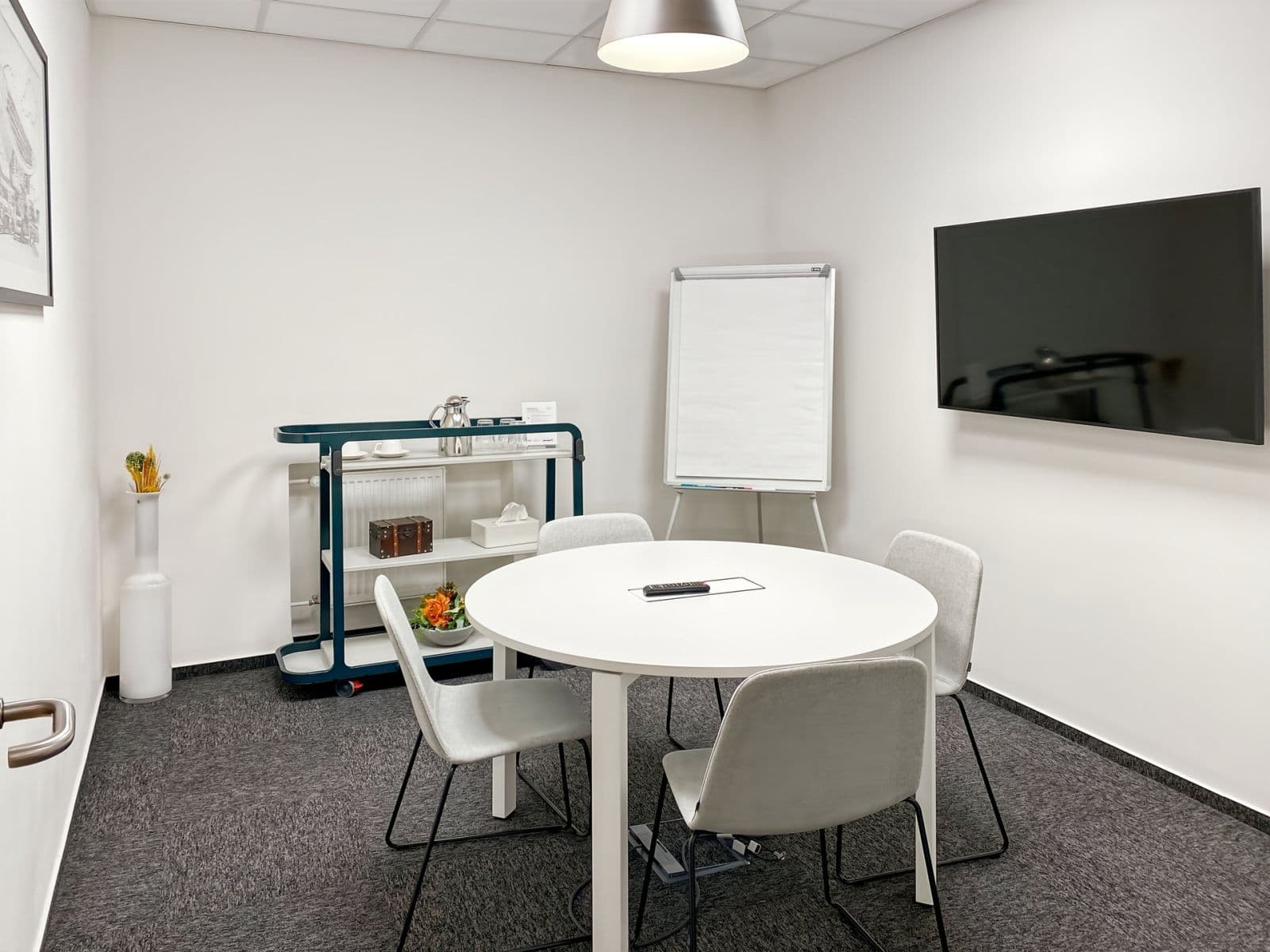 Prenájom kancelárie 20 m², 28. října, Ostrava, Moravskoslezský kraj Prenájom kancelárie 20 m², 28. října, Ostrava, Moravskoslezský kraj