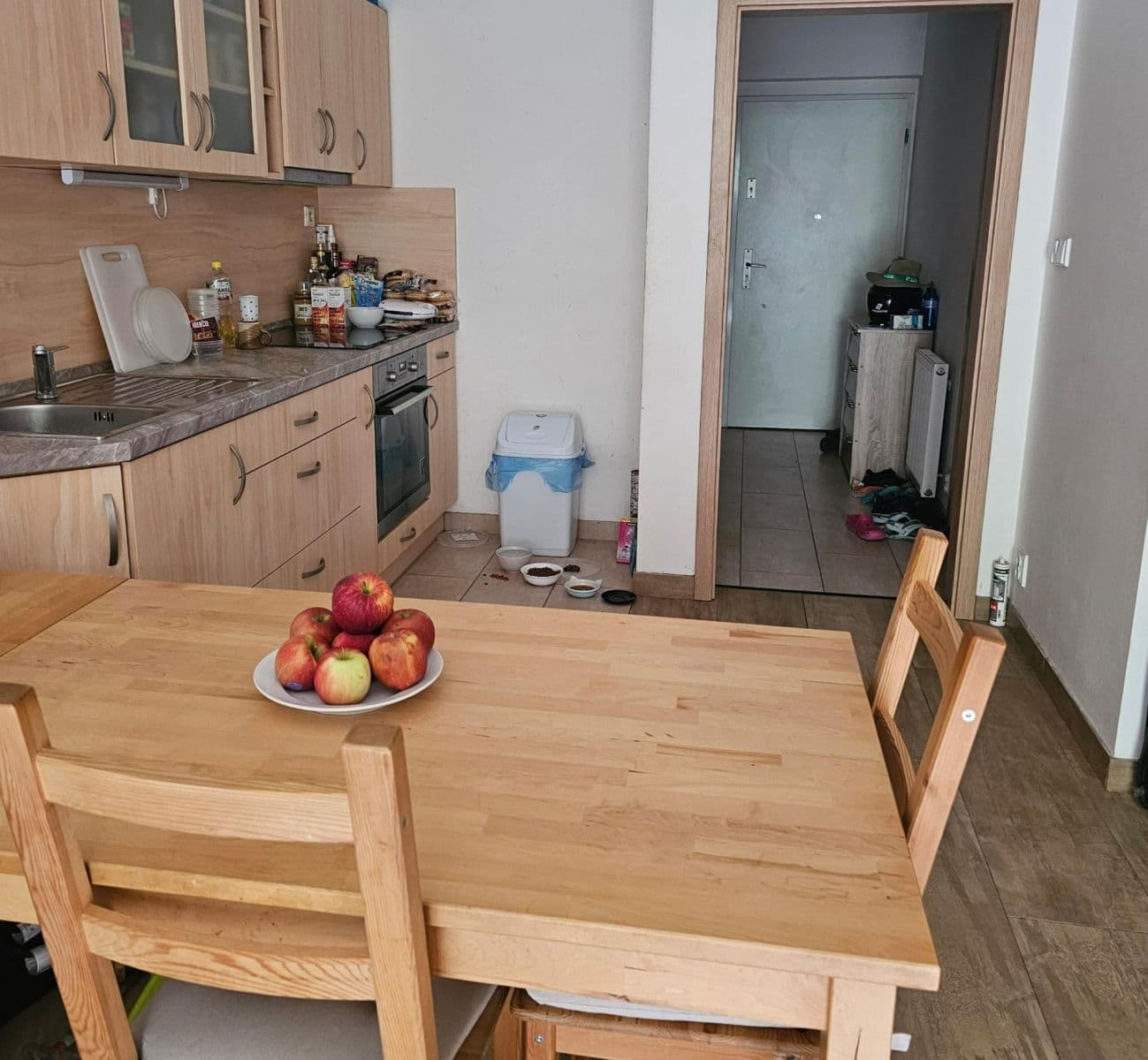 Predaj bytu 3-izbový 80 m², Lederova, Roztoky, Středočeský kraj Predaj bytu 3-izbový 80 m², Lederova, Roztoky, Středočeský kraj