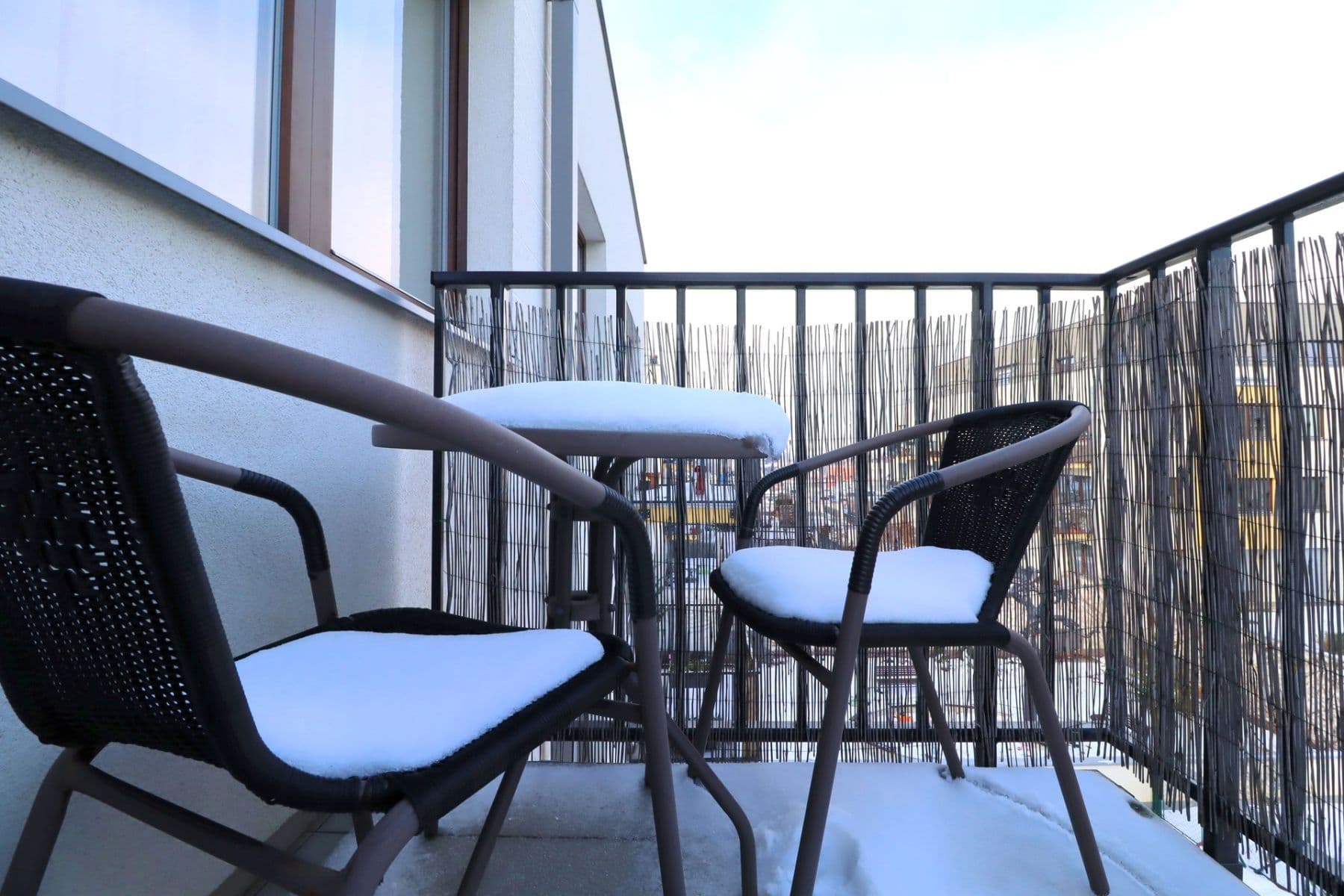 Prenájom bytu 1-izbový 37 m², K Beranovu, Praha, Praha Prenájom bytu 1-izbový 37 m², K Beranovu, Praha, Praha