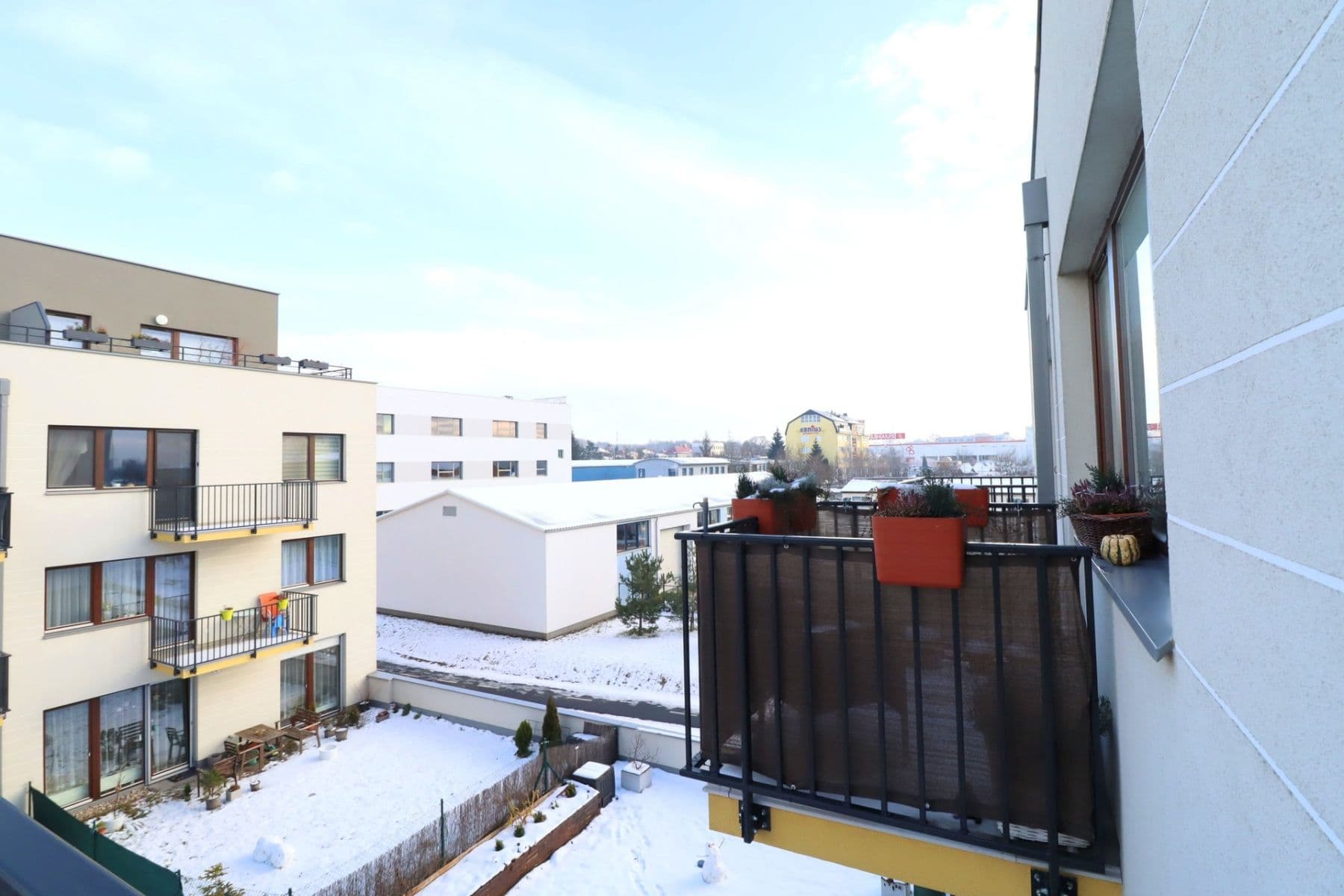 Prenájom bytu 1-izbový 37 m², K Beranovu, Praha, Praha Prenájom bytu 1-izbový 37 m², K Beranovu, Praha, Praha