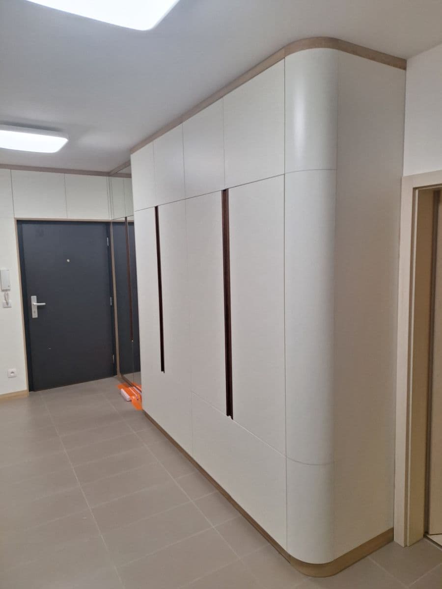Predaj bytu 4-izbový 97 m², Škrábkových, Praha, Praha Predaj bytu 4-izbový 97 m², Škrábkových, Praha, Praha