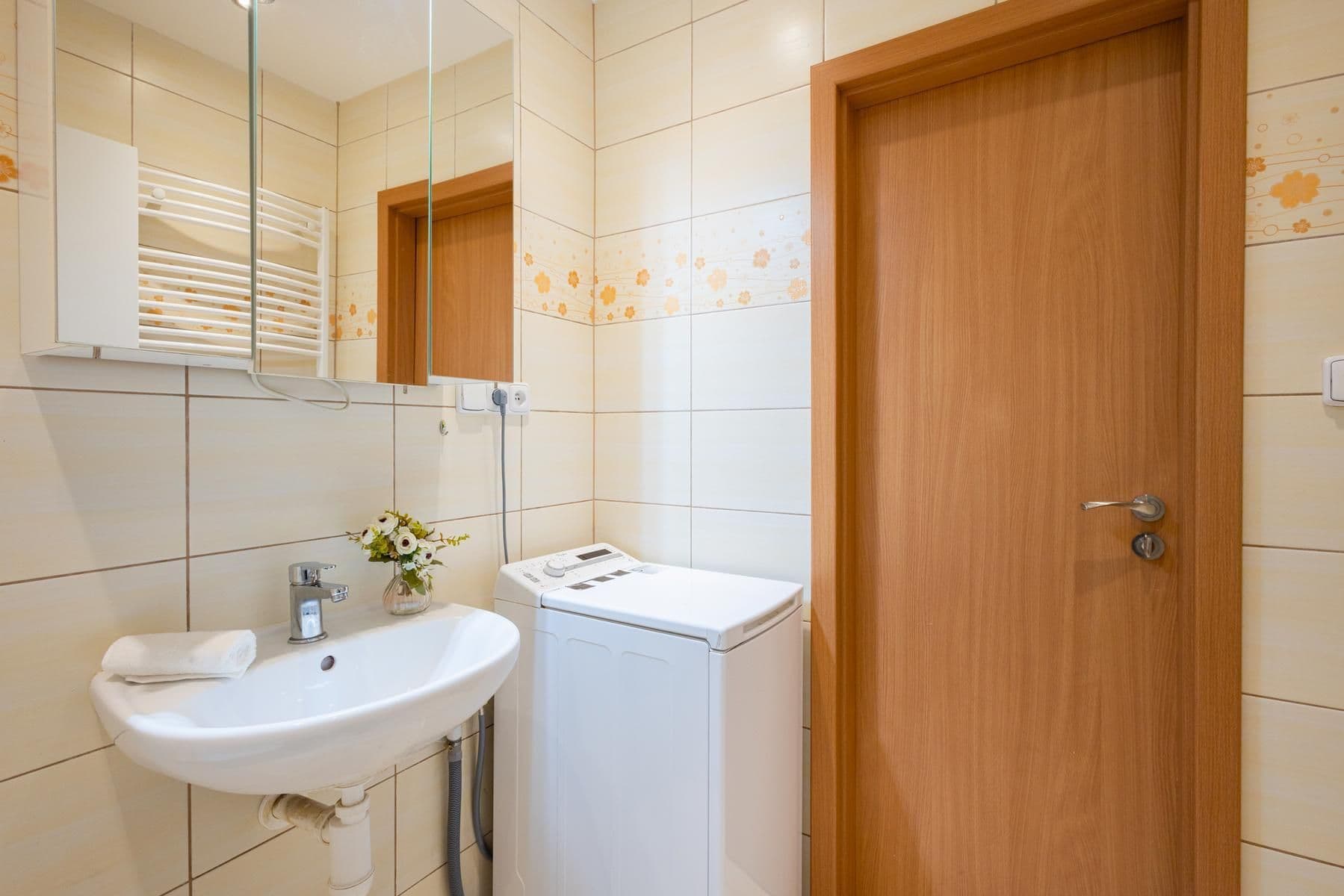 Predaj bytu 3-izbový 65 m², Jeřábová, Dobříš, Středočeský kraj Predaj bytu 3-izbový 65 m², Jeřábová, Dobříš, Středočeský kraj